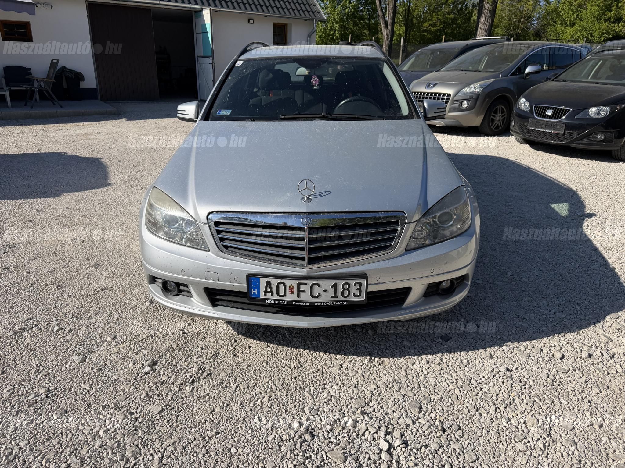 MERCEDES-BENZ C 200 2010/8 - 1