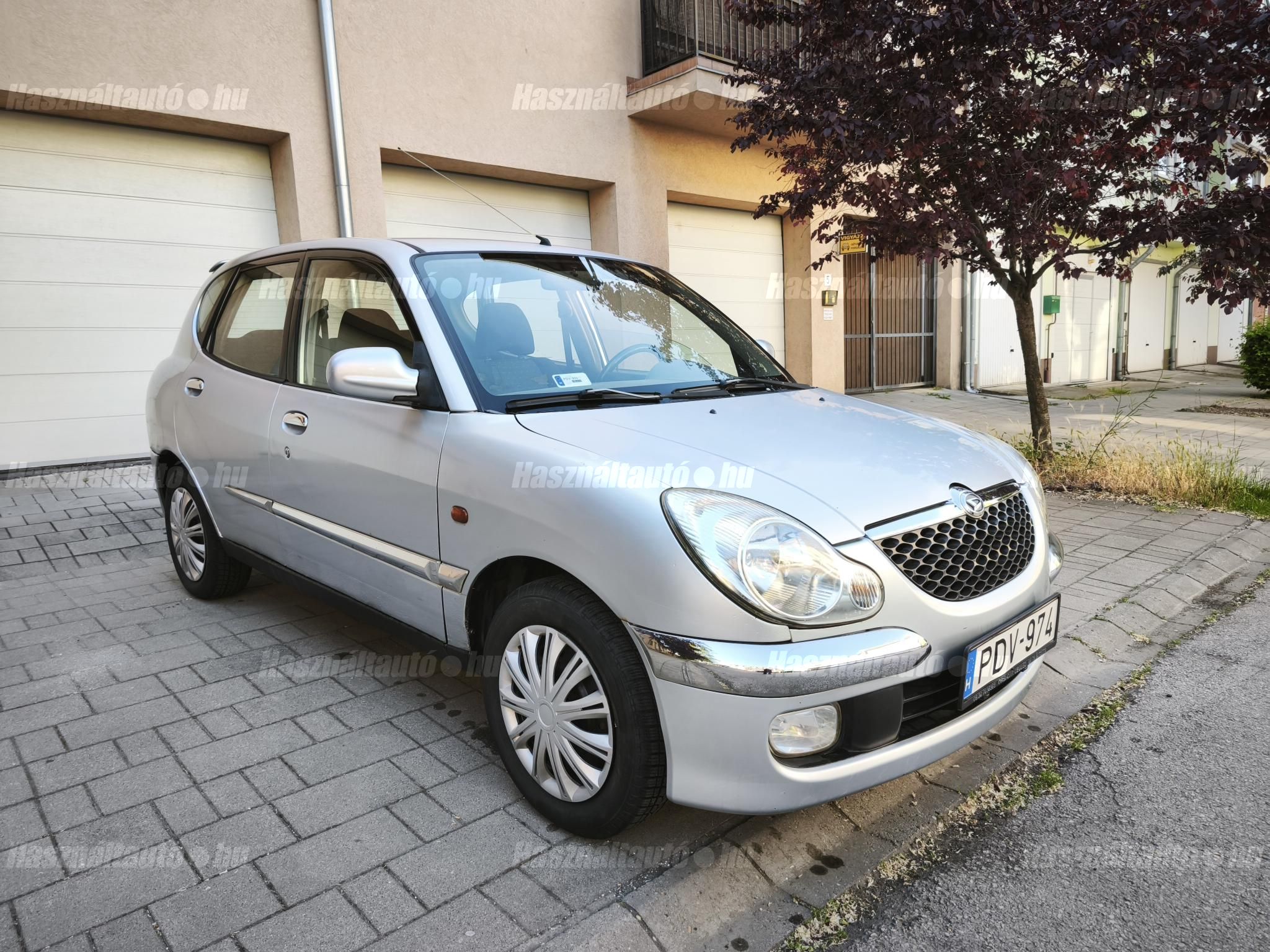 DAIHATSU SIRION 2004 - 1