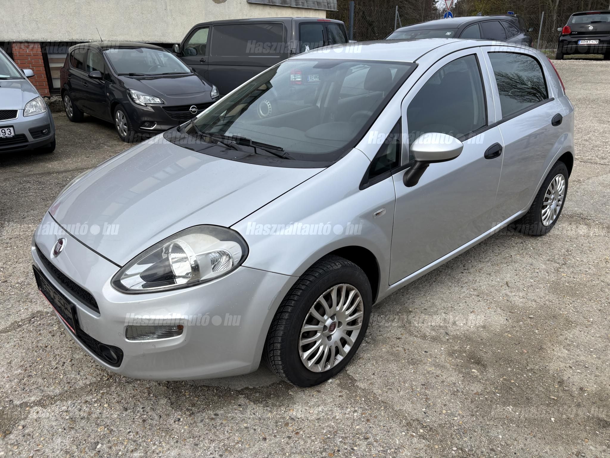 FIAT PUNTO 2017/8 - 1