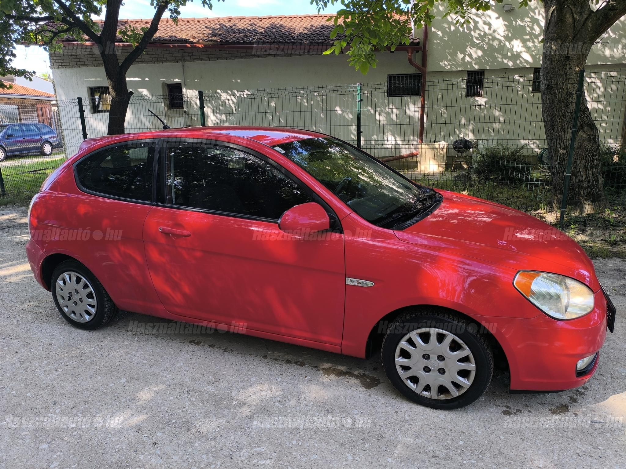 HYUNDAI ACCENT 2008 - 1