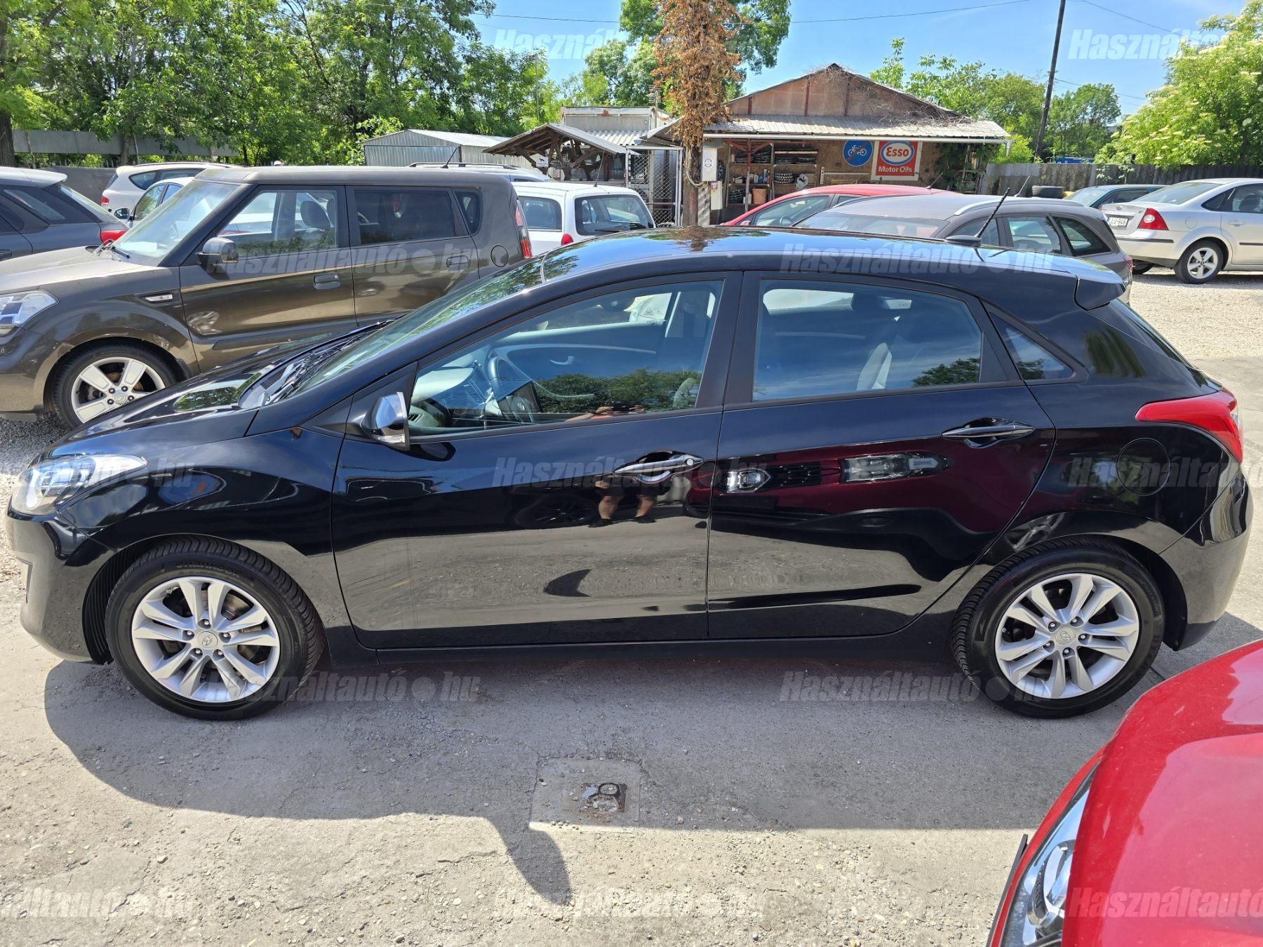 HYUNDAI I30 2014/12 - 1