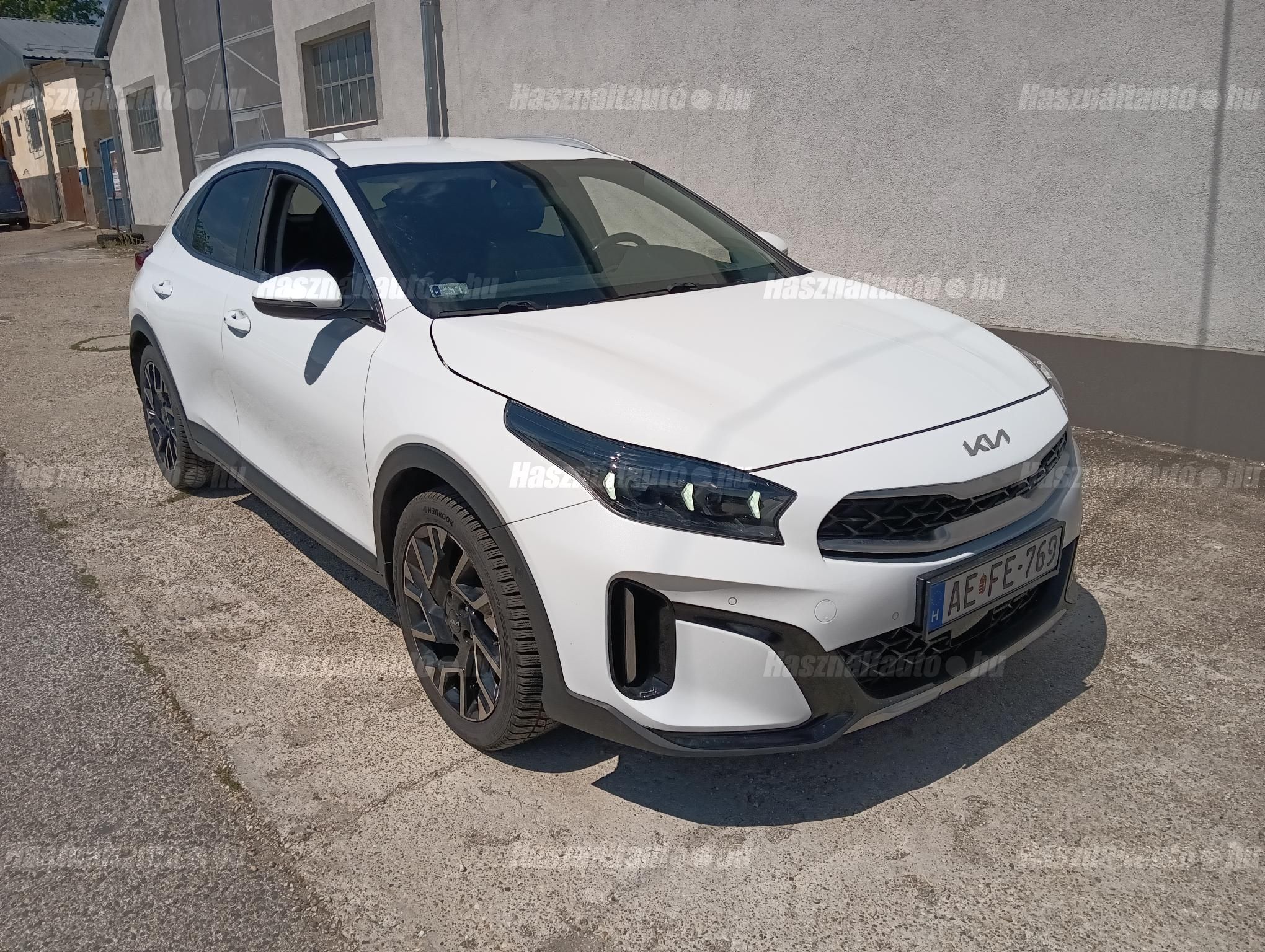KIA XCEED 2023/10 - 1