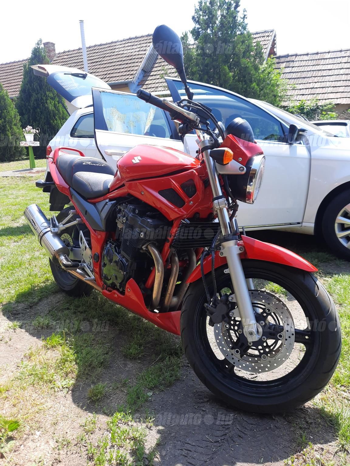 SUZUKI GSF 650 2005/6 - 1