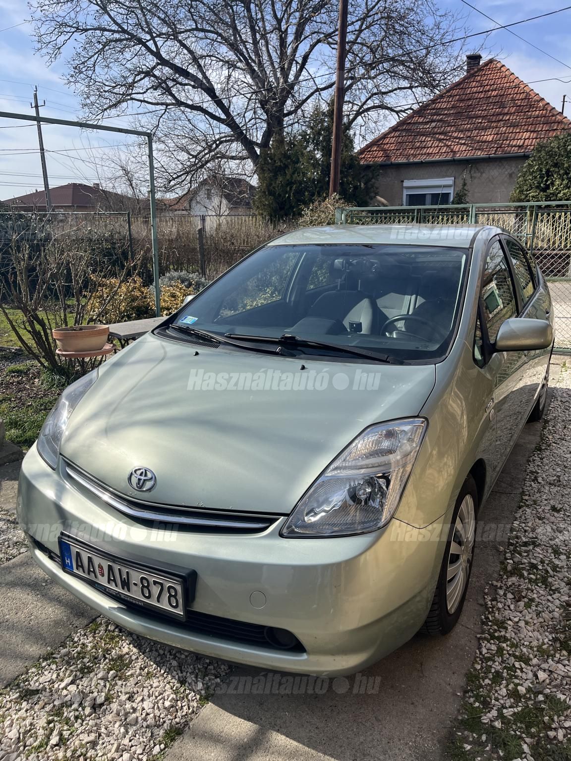 TOYOTA PRIUS 2008/6 - 1