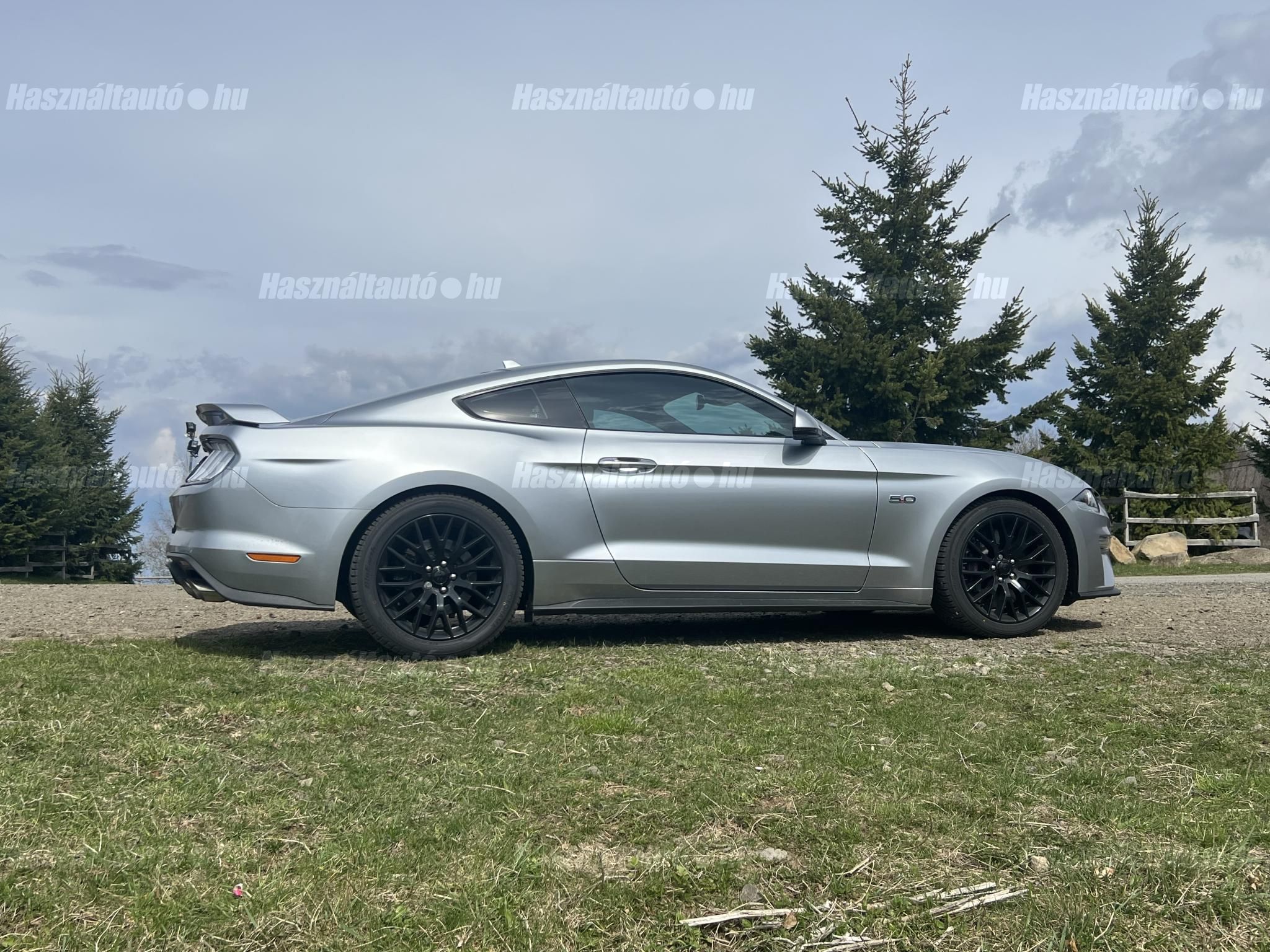 FORD MUSTANG 2022 - 1