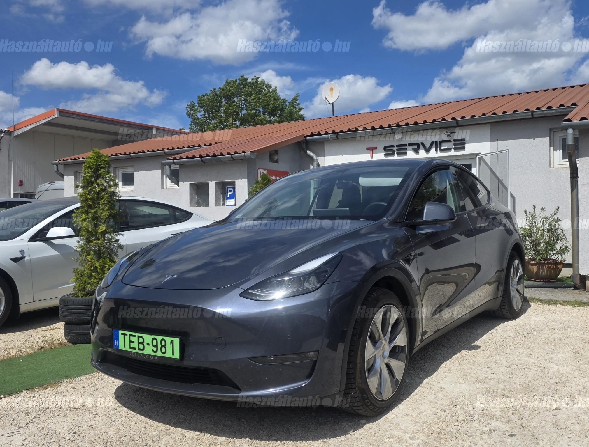 TESLA MODEL Y 2022/3 - 1