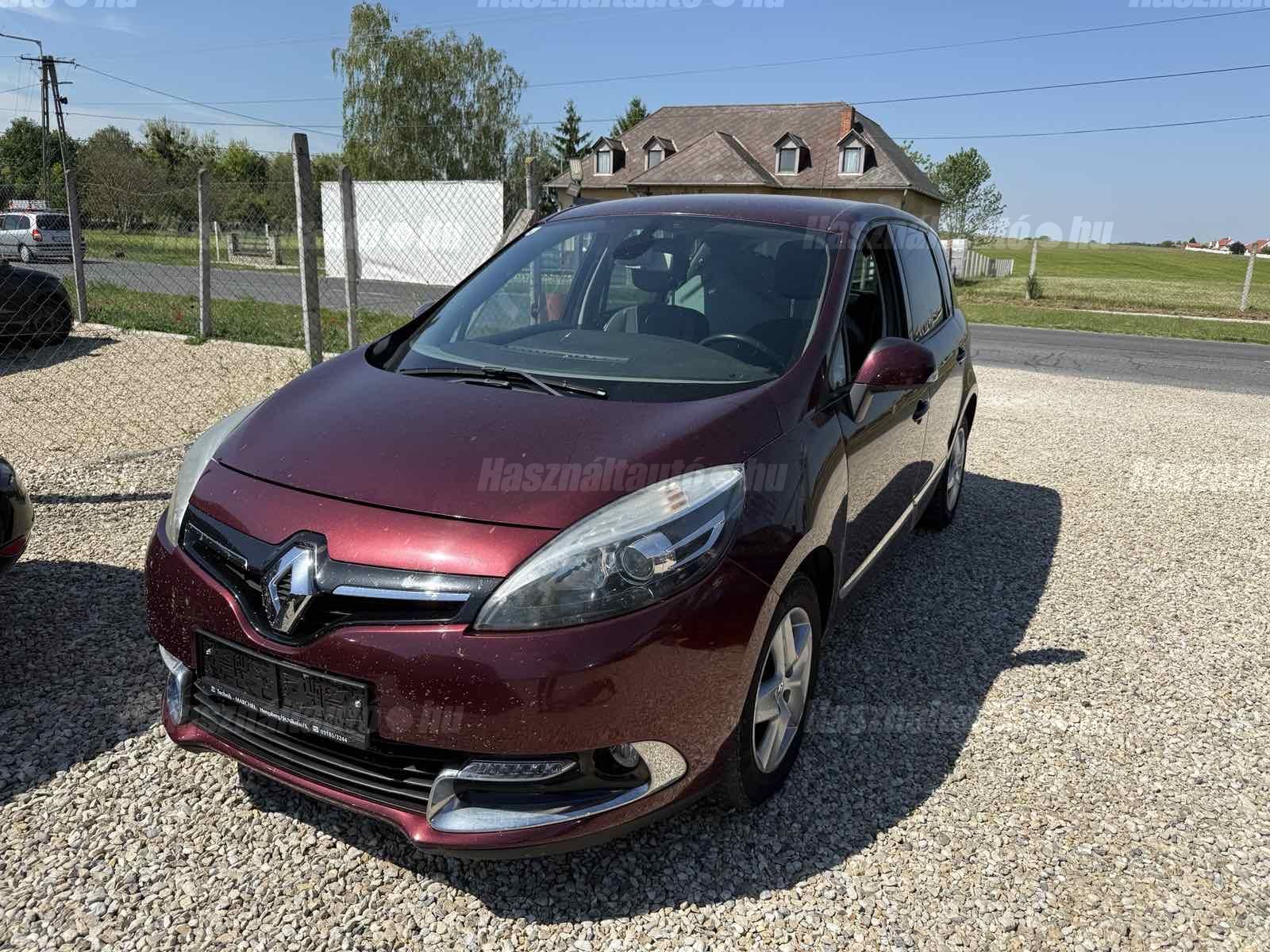 RENAULT MEGANE 2015/3 - 1