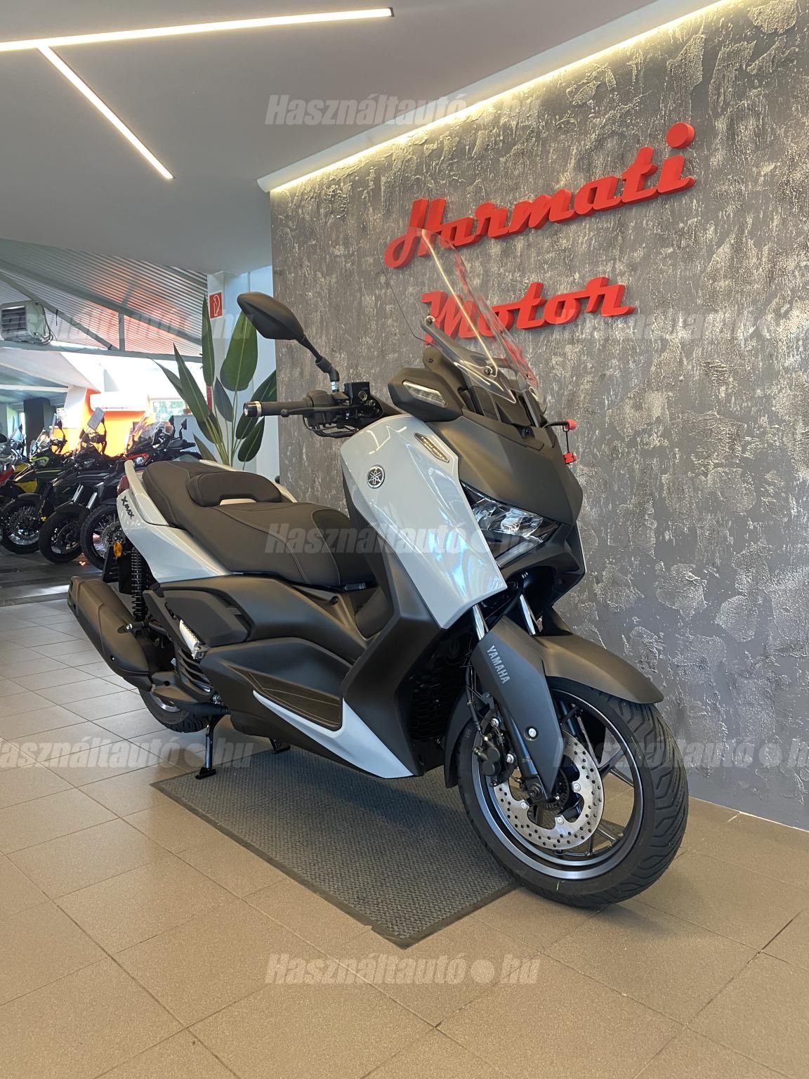 YAMAHA X-MAX 125 2026 - 1
