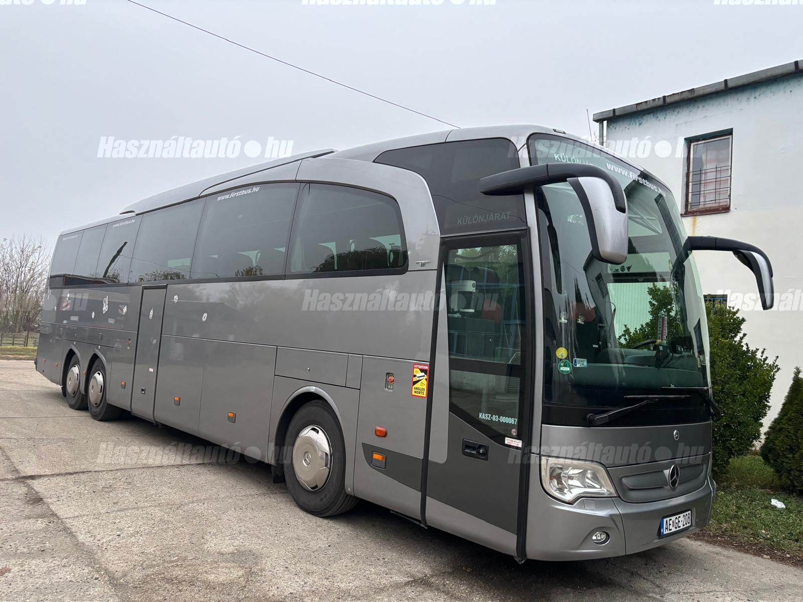MERCEDES-BENZ 2013/3 - 1