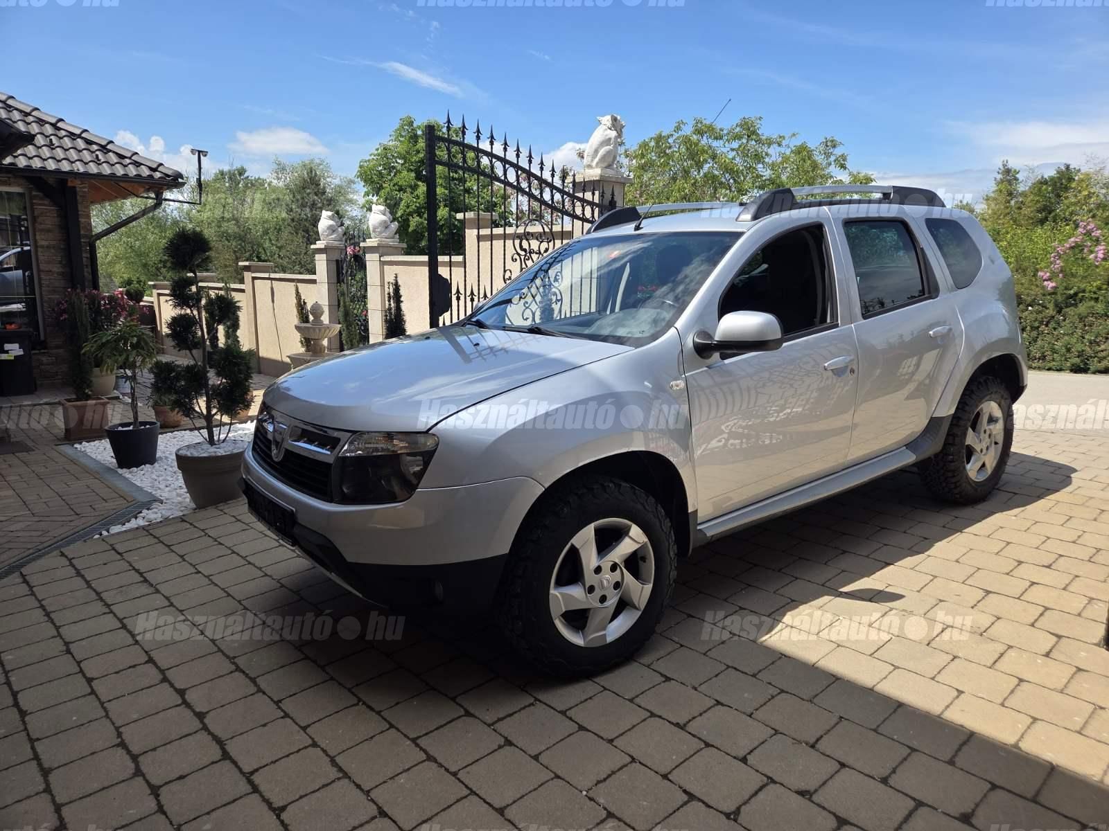 DACIA DUSTER 2012/4 - 1