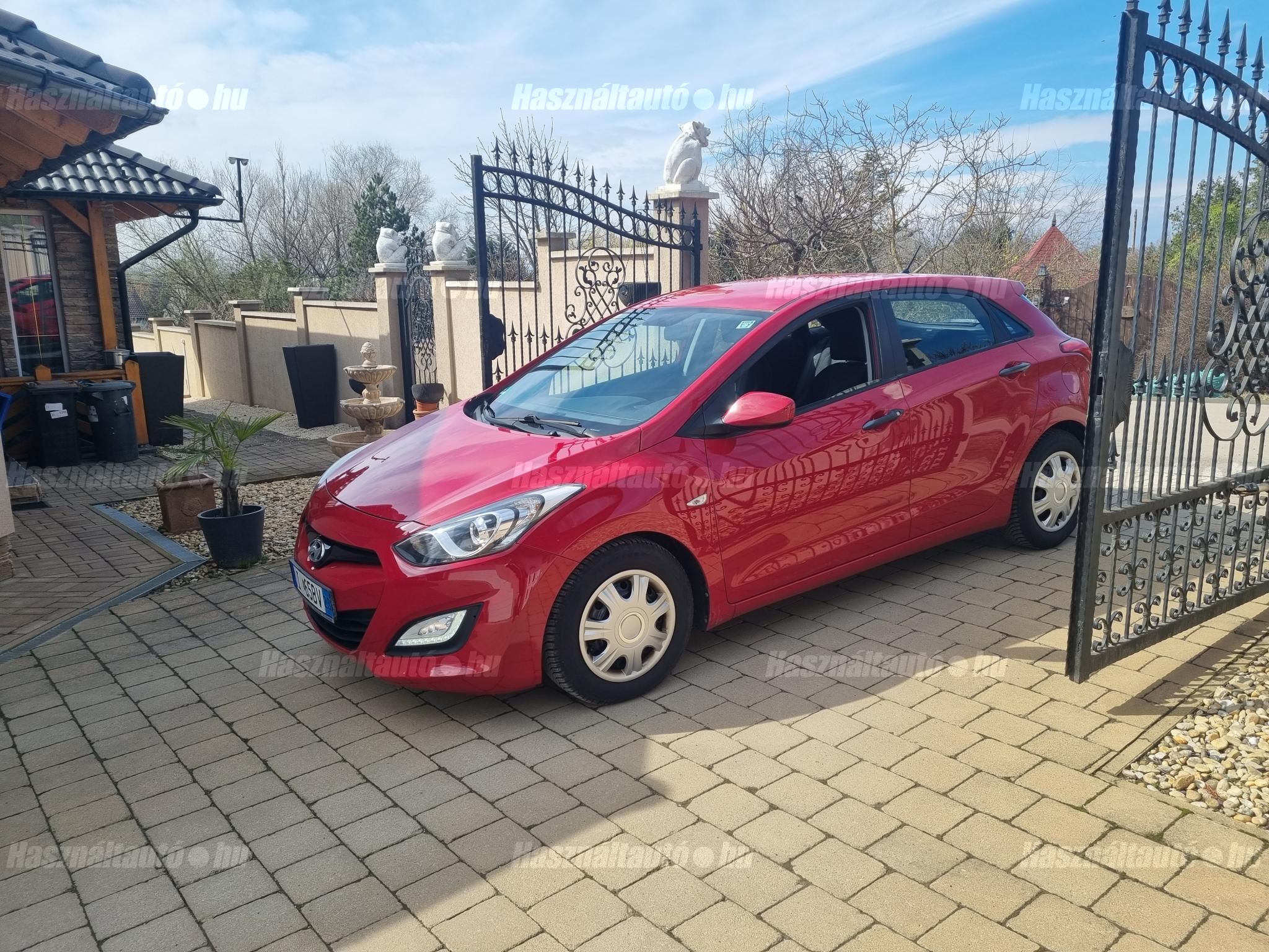 HYUNDAI I30 2015/4 - 1