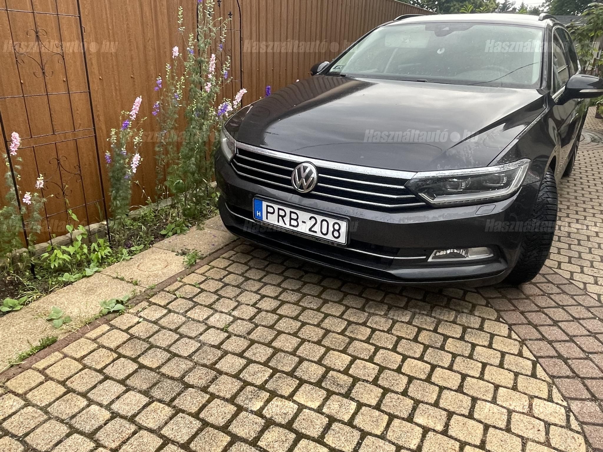 VOLKSWAGEN PASSAT 2018/1 - 1