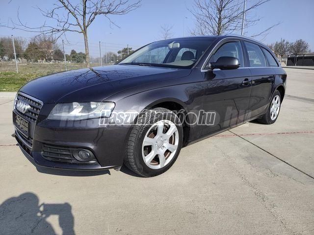 AUDI A4 2009/8 - 1