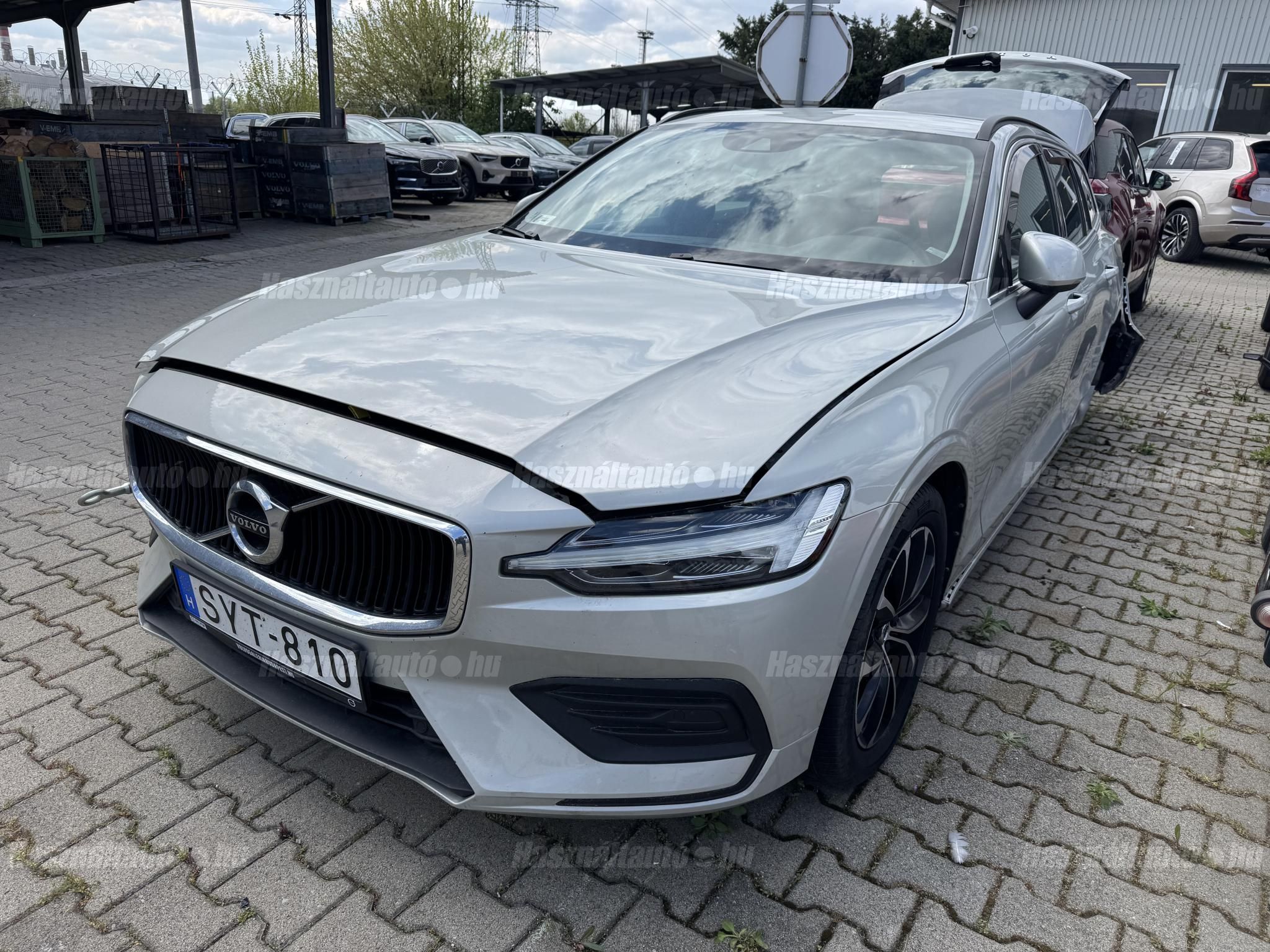 VOLVO V60 2021/10 - 1