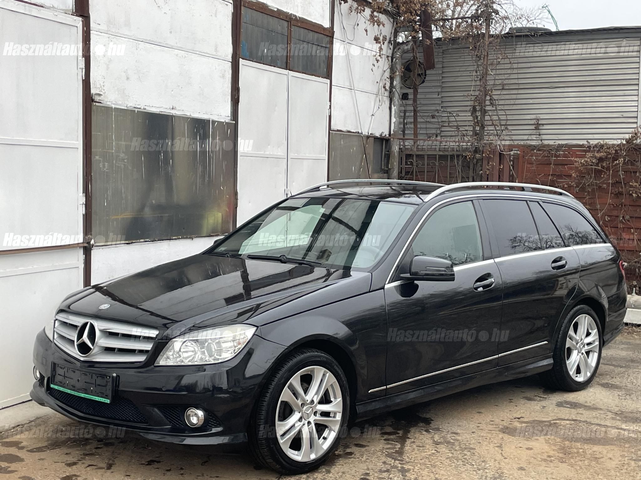 MERCEDES-BENZ C-OSZTÁLY 2010/6 - 1