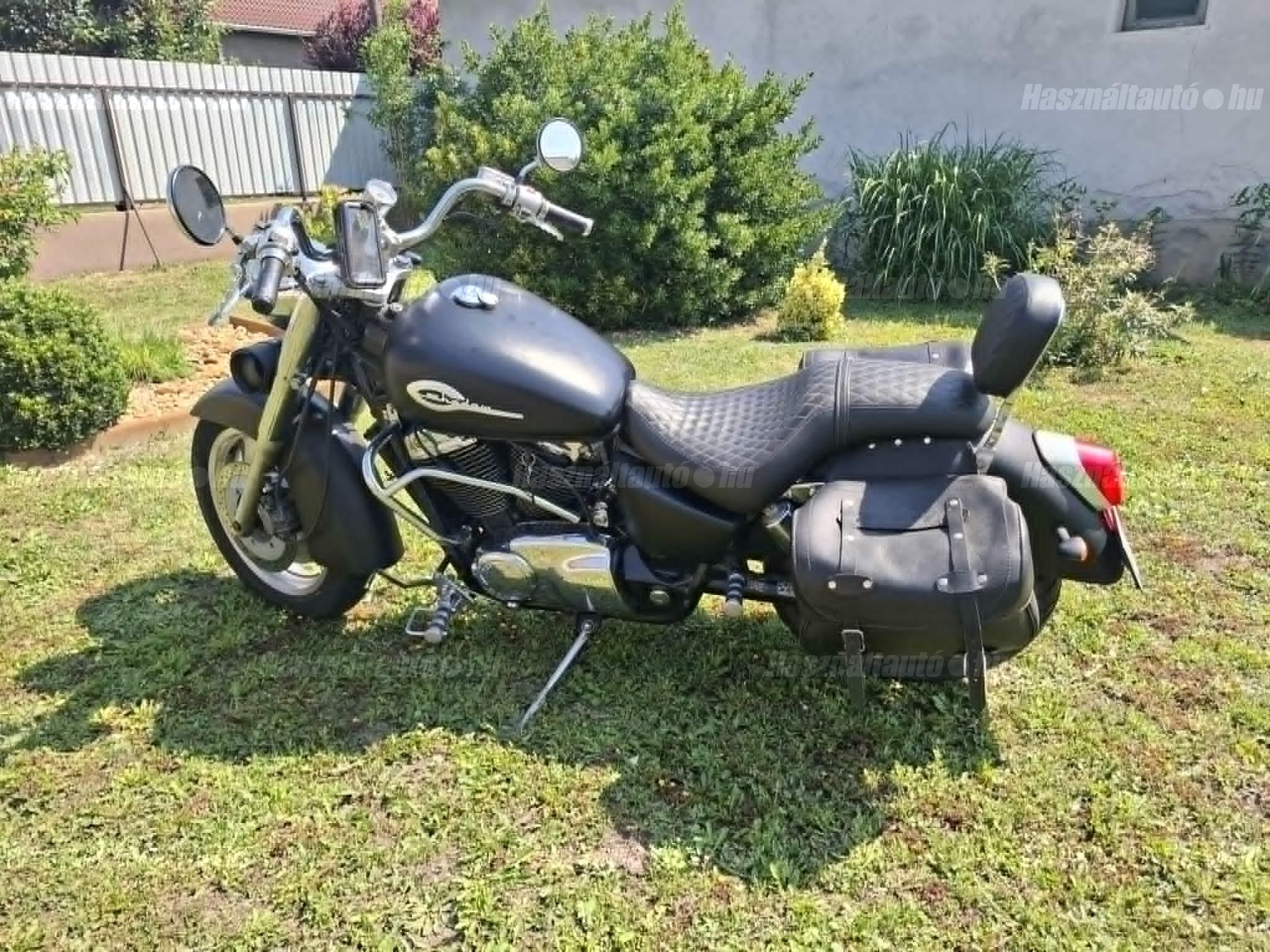 HONDA VT 1100 C2 2001 - 1