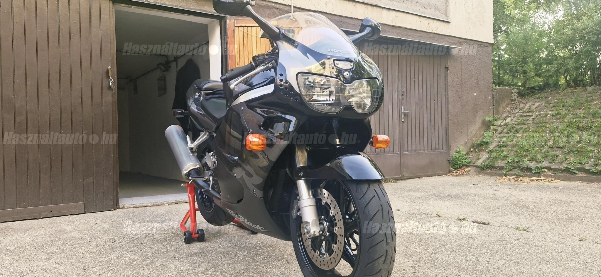 HONDA CBR 900 RR 1997/4 - 1