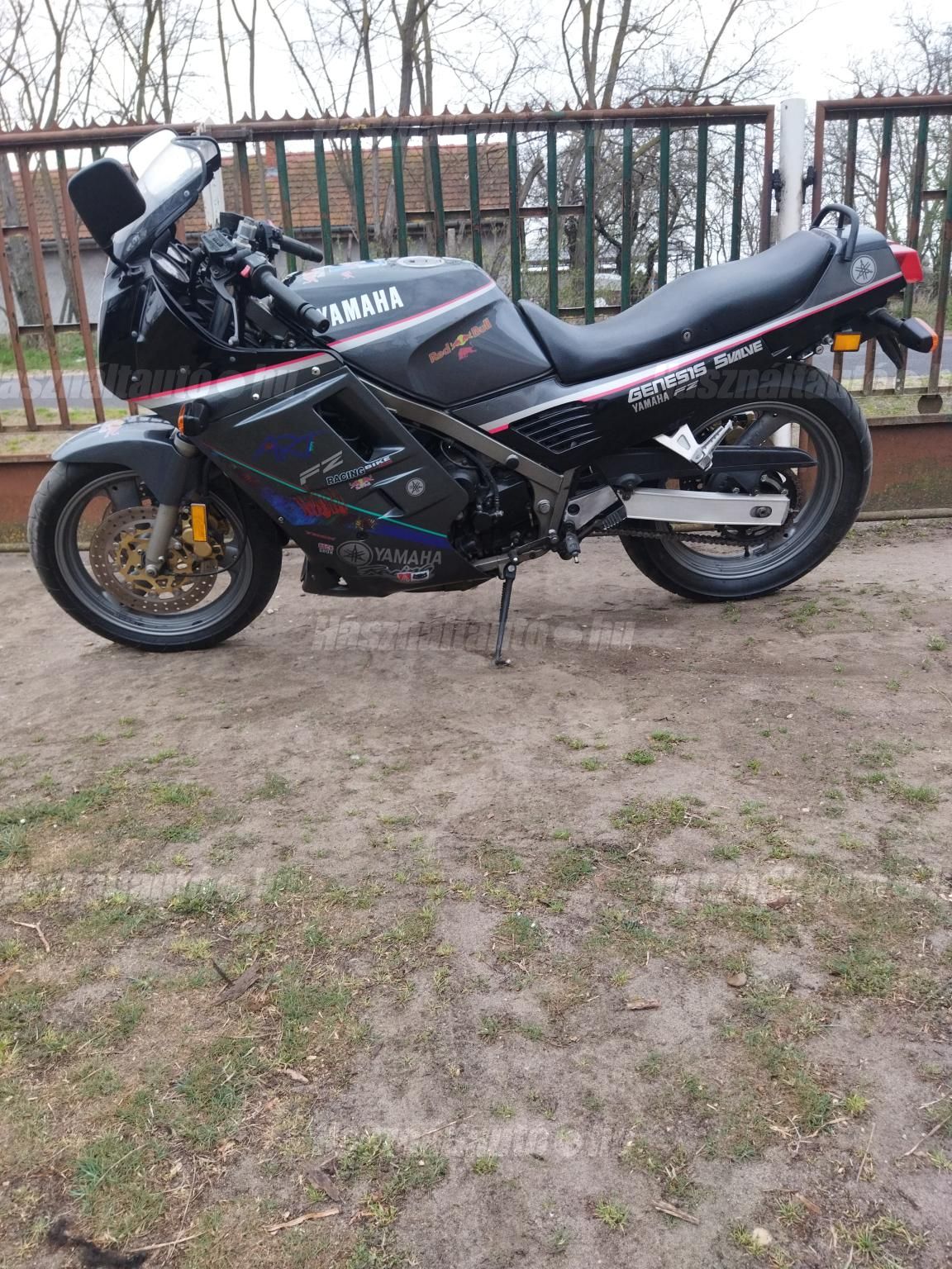 YAMAHA FZ 750 (GENESIS) 1991/6 - 1
