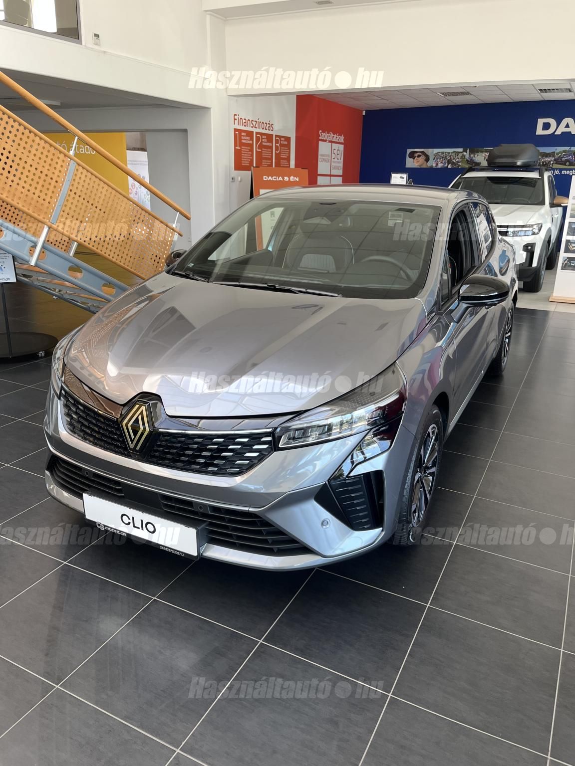 RENAULT CLIO 2025/9 - 1