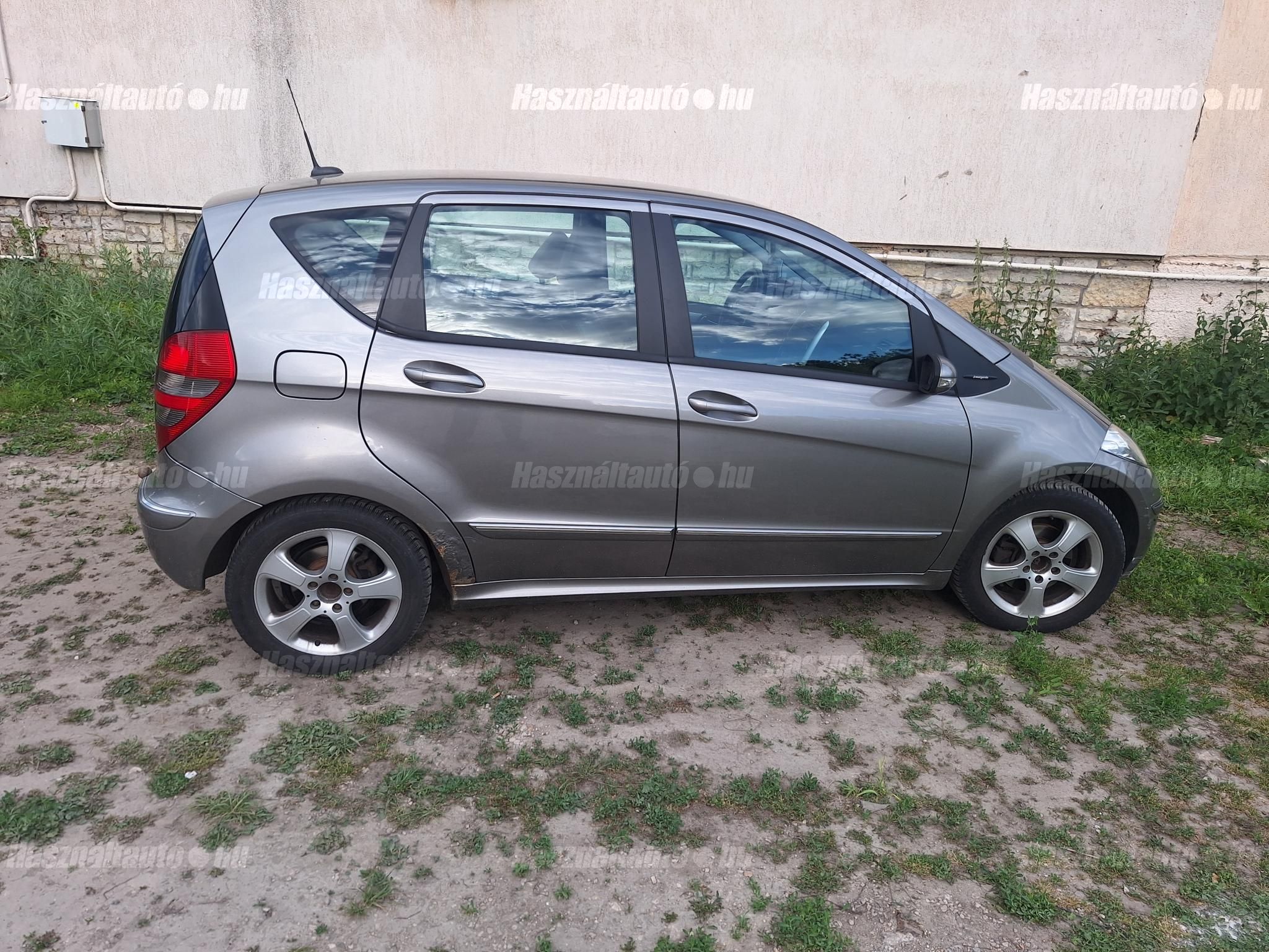 MERCEDES-BENZ A 160 2008/4 - 1