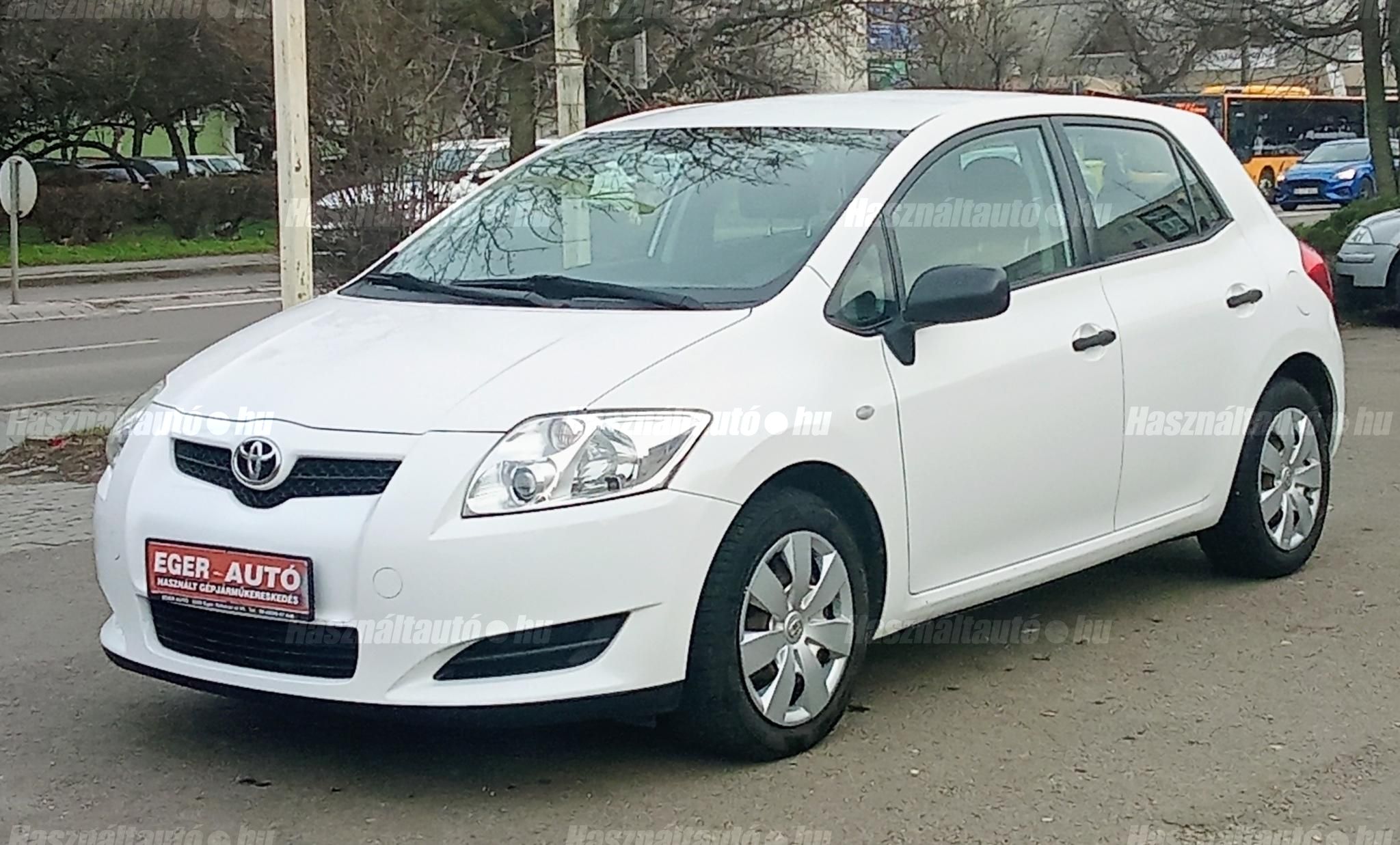 TOYOTA AURIS 2007/10 - 1