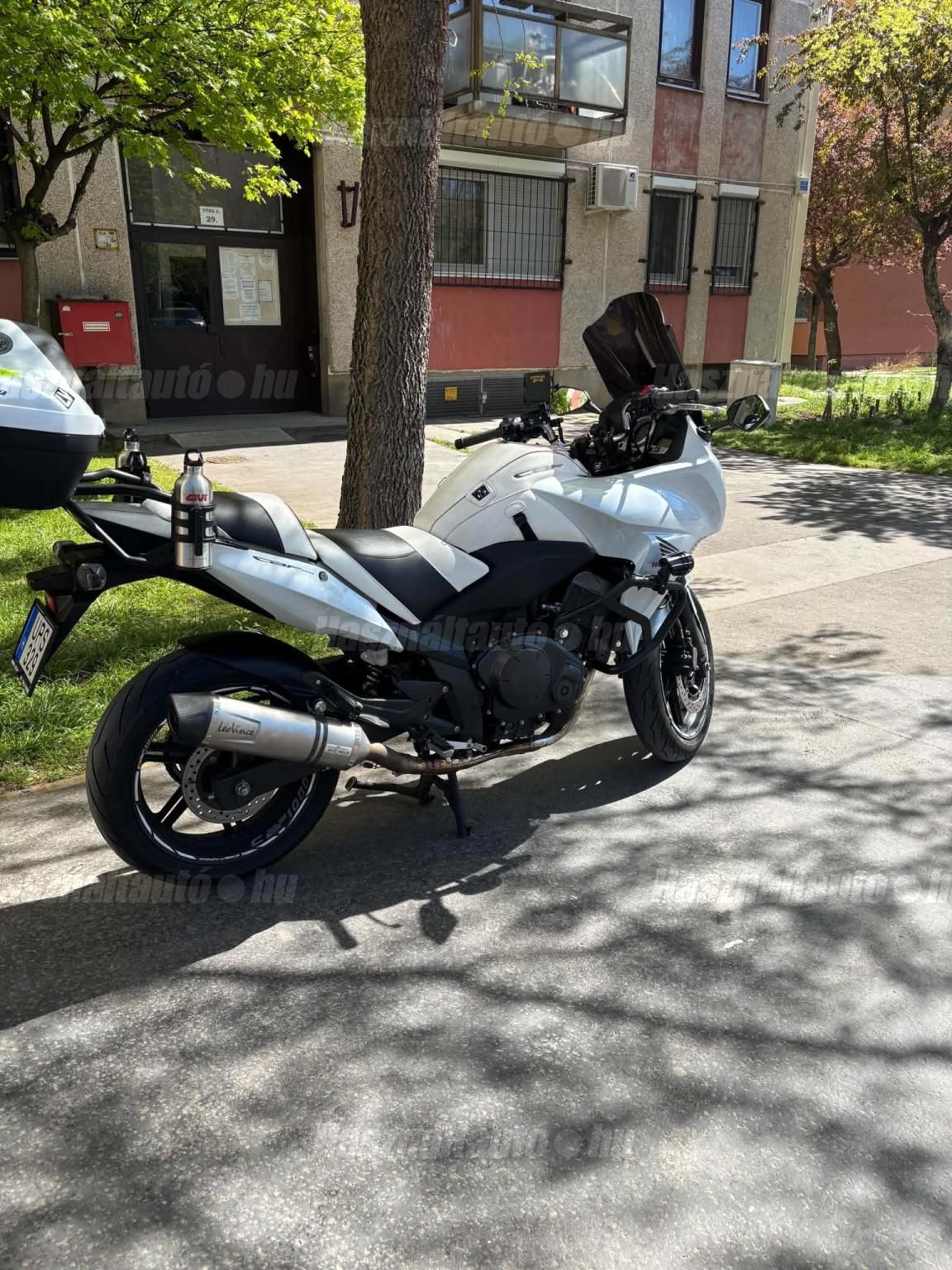 HONDA CBF 1000 2011 - 1