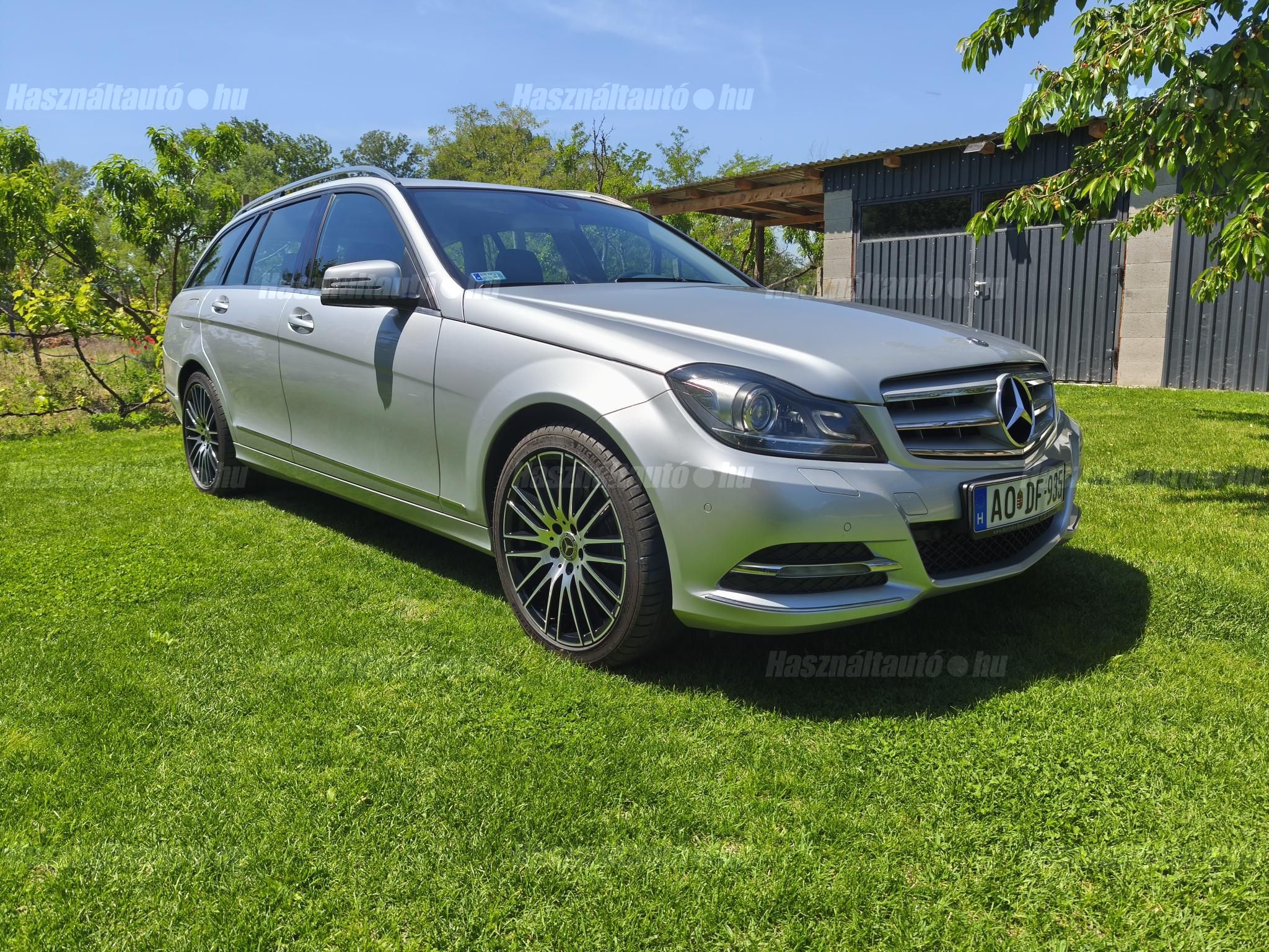 MERCEDES-BENZ C 220 2012 - 1