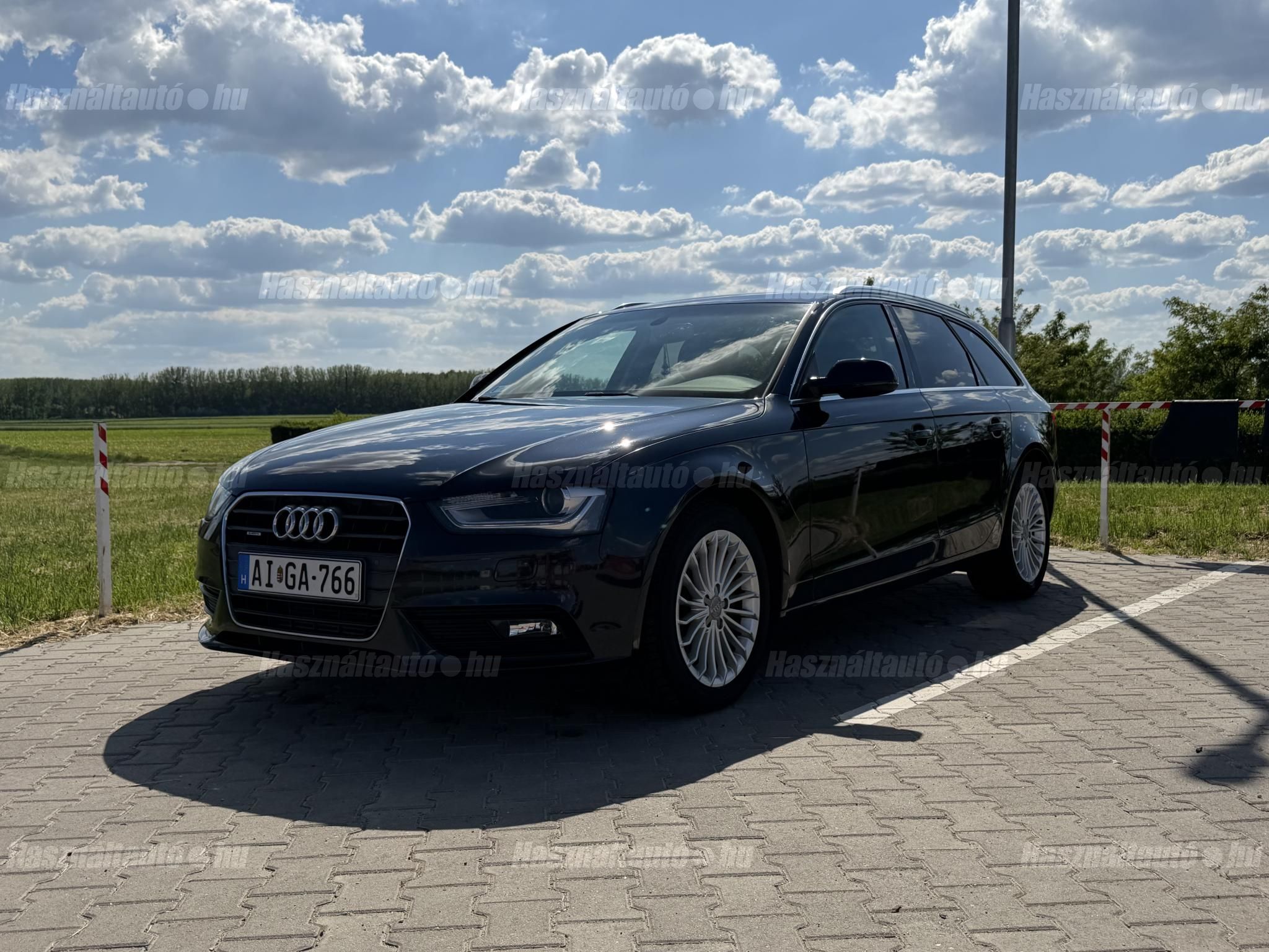 AUDI A4 2012/12 - 1