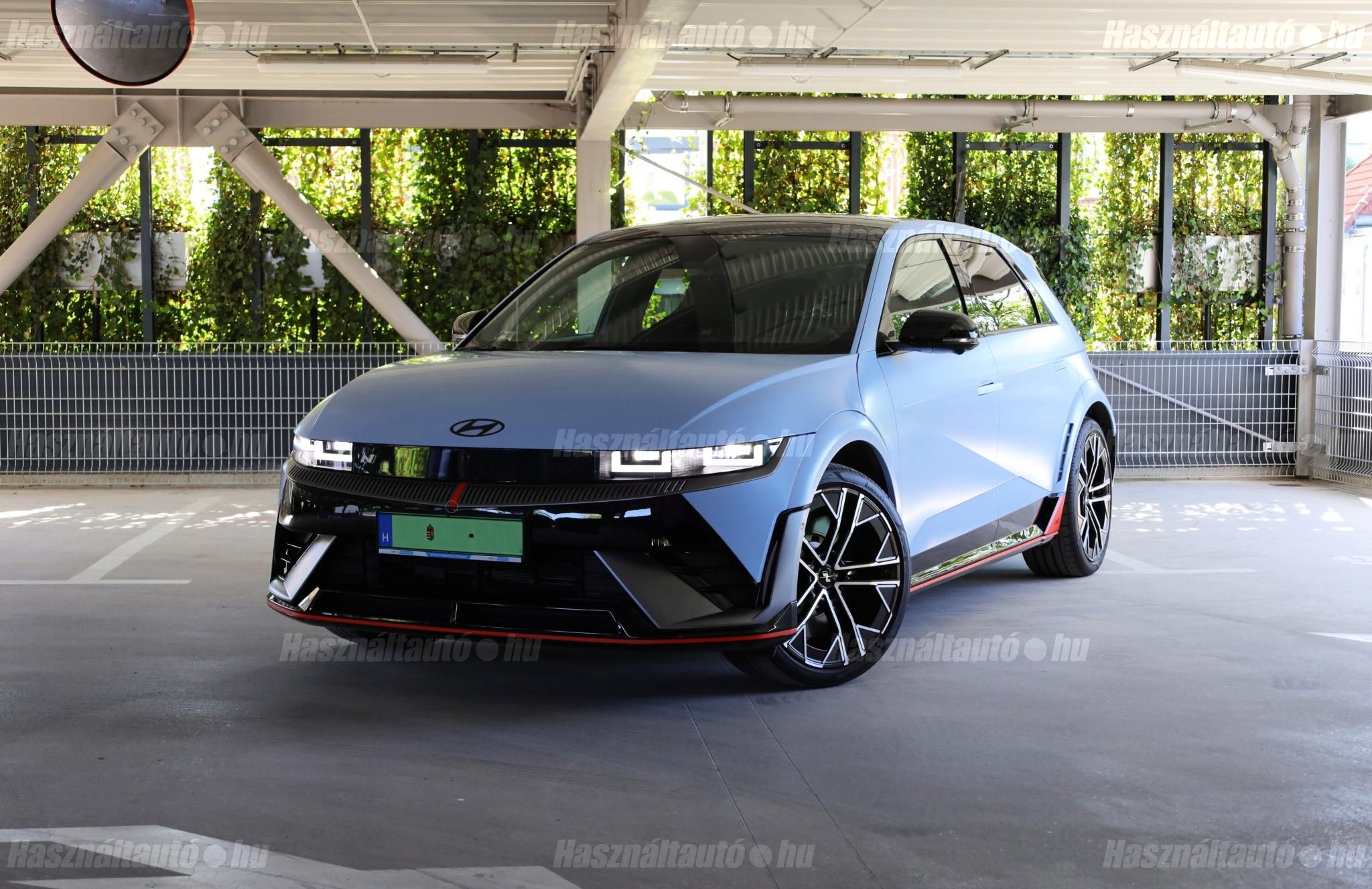 HYUNDAI IONIQ 5 2024/5 - 1