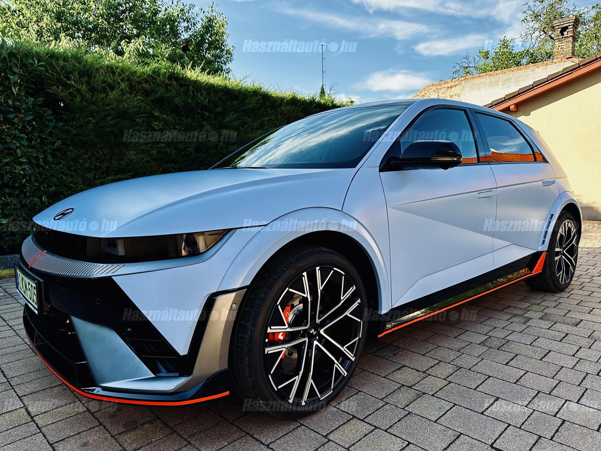 HYUNDAI IONIQ 5 2024/5 - 1