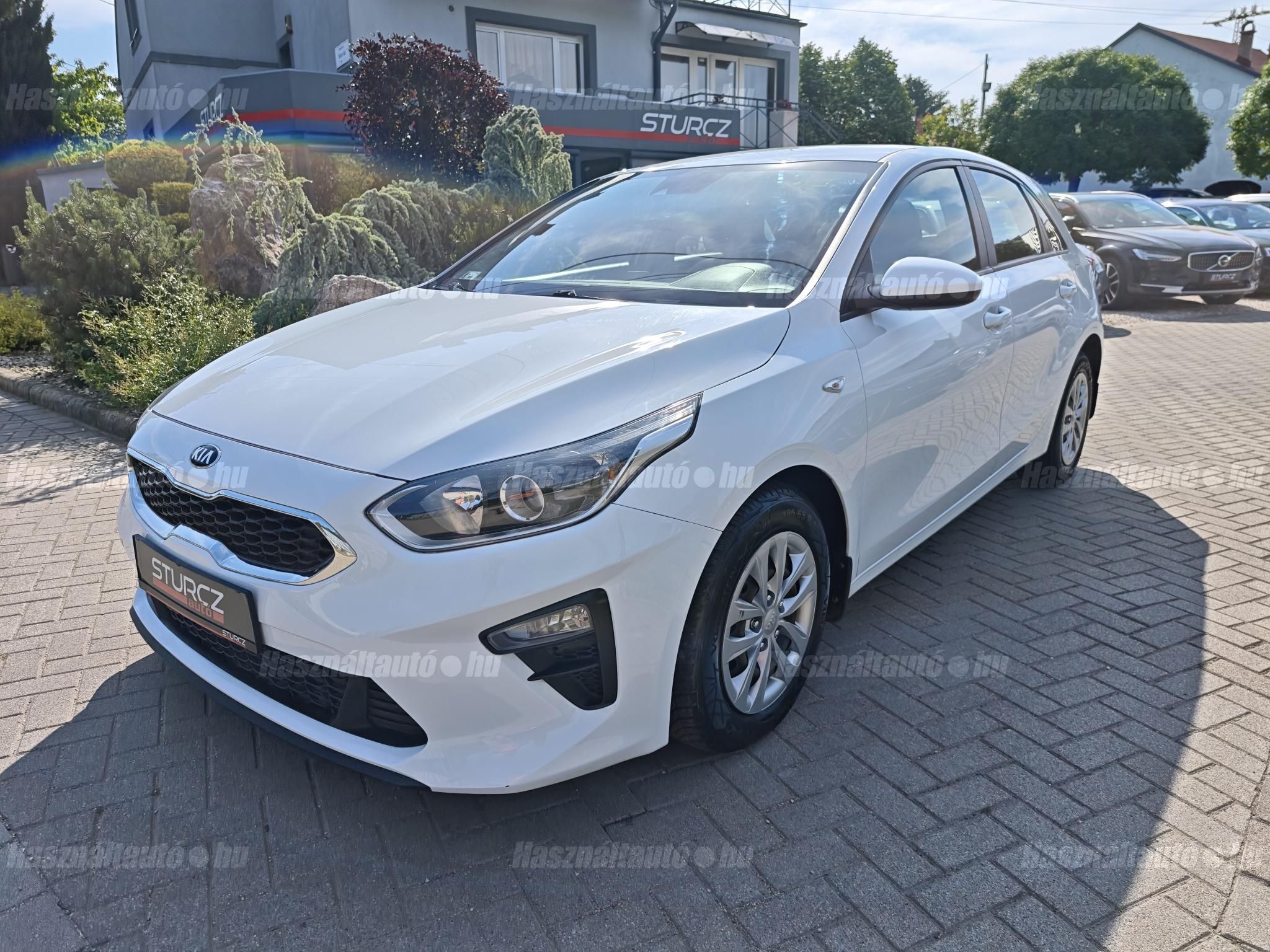 KIA CEE'D 2021/5 - 1