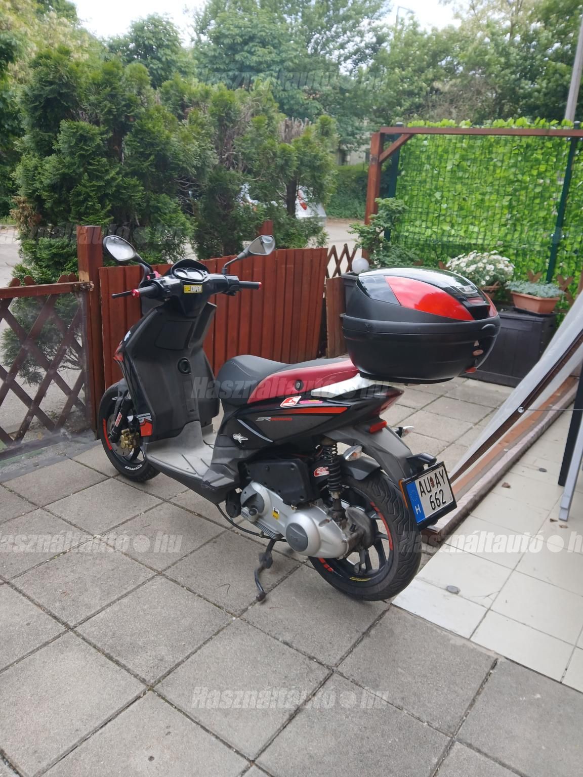APRILIA SR 125 2016/6 - 1
