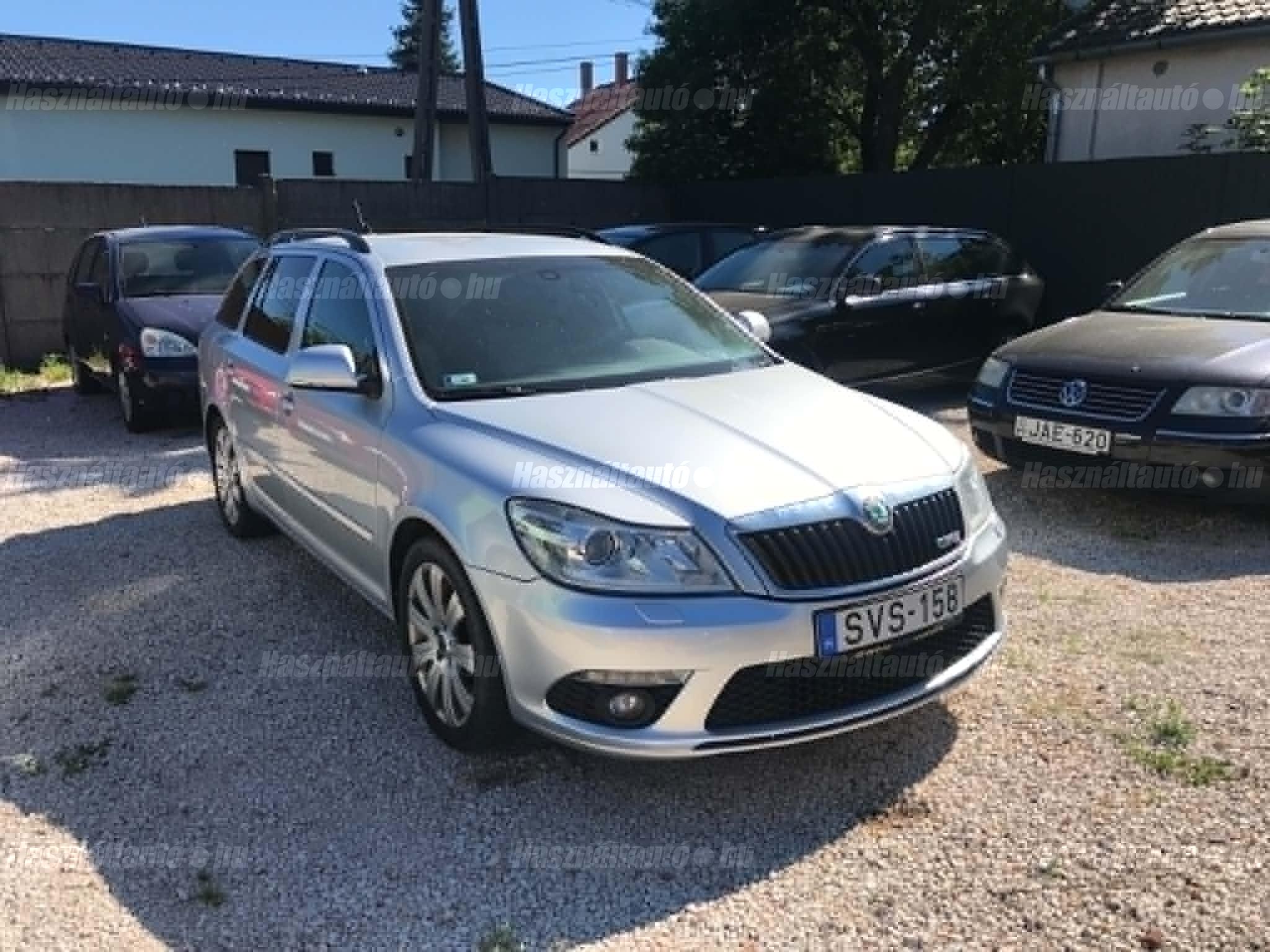 SKODA OCTAVIA 2011 - 1