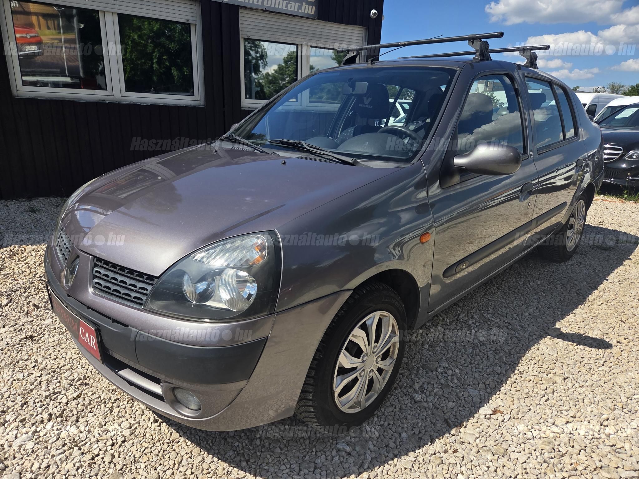 RENAULT THALIA 2004/8 - 1