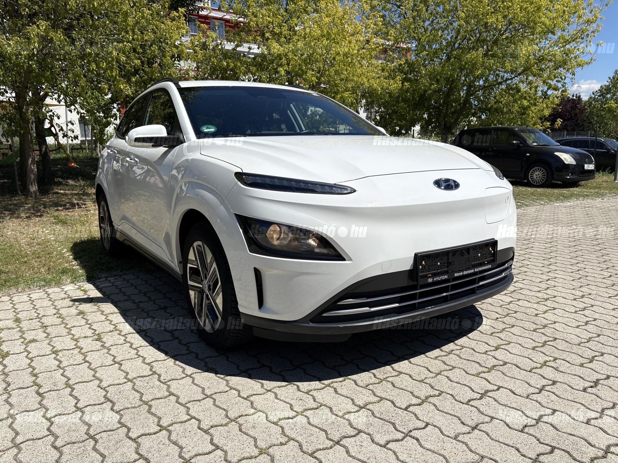 HYUNDAI KONA 2022/2 - 1