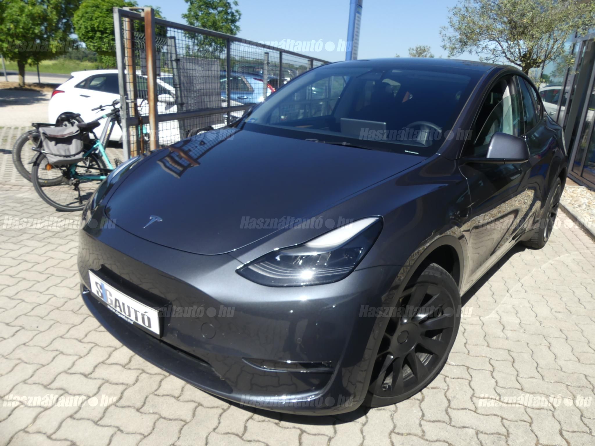 TESLA MODEL Y 2022/2 - 1