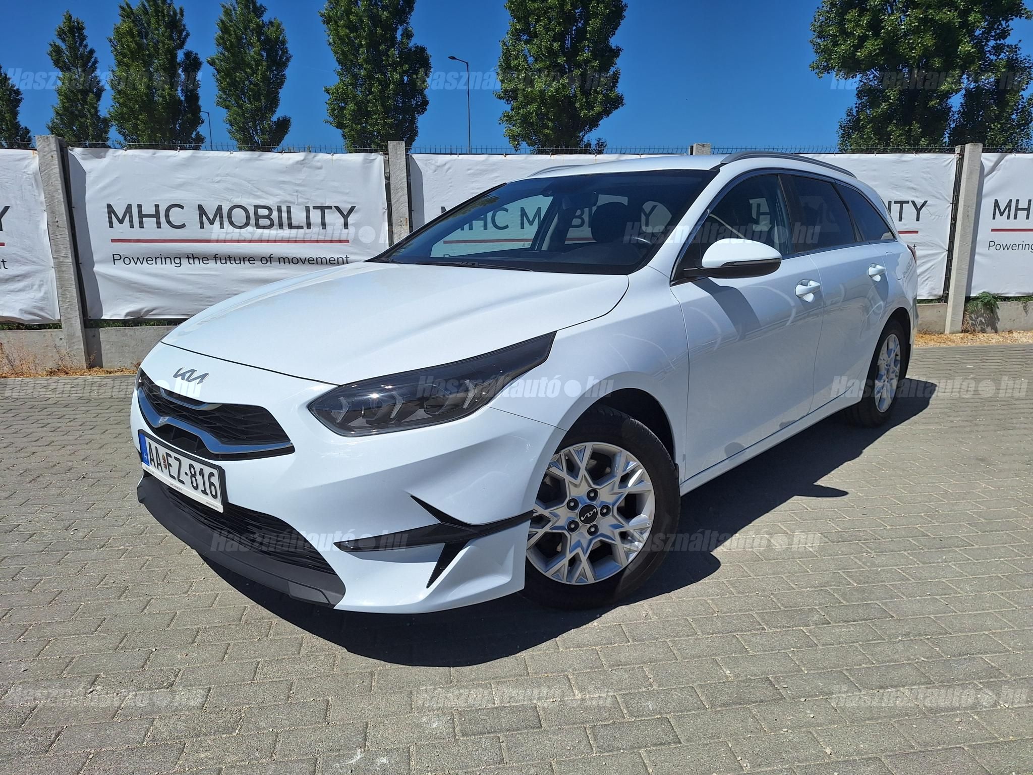 KIA CEE'D 2022/10 - 1