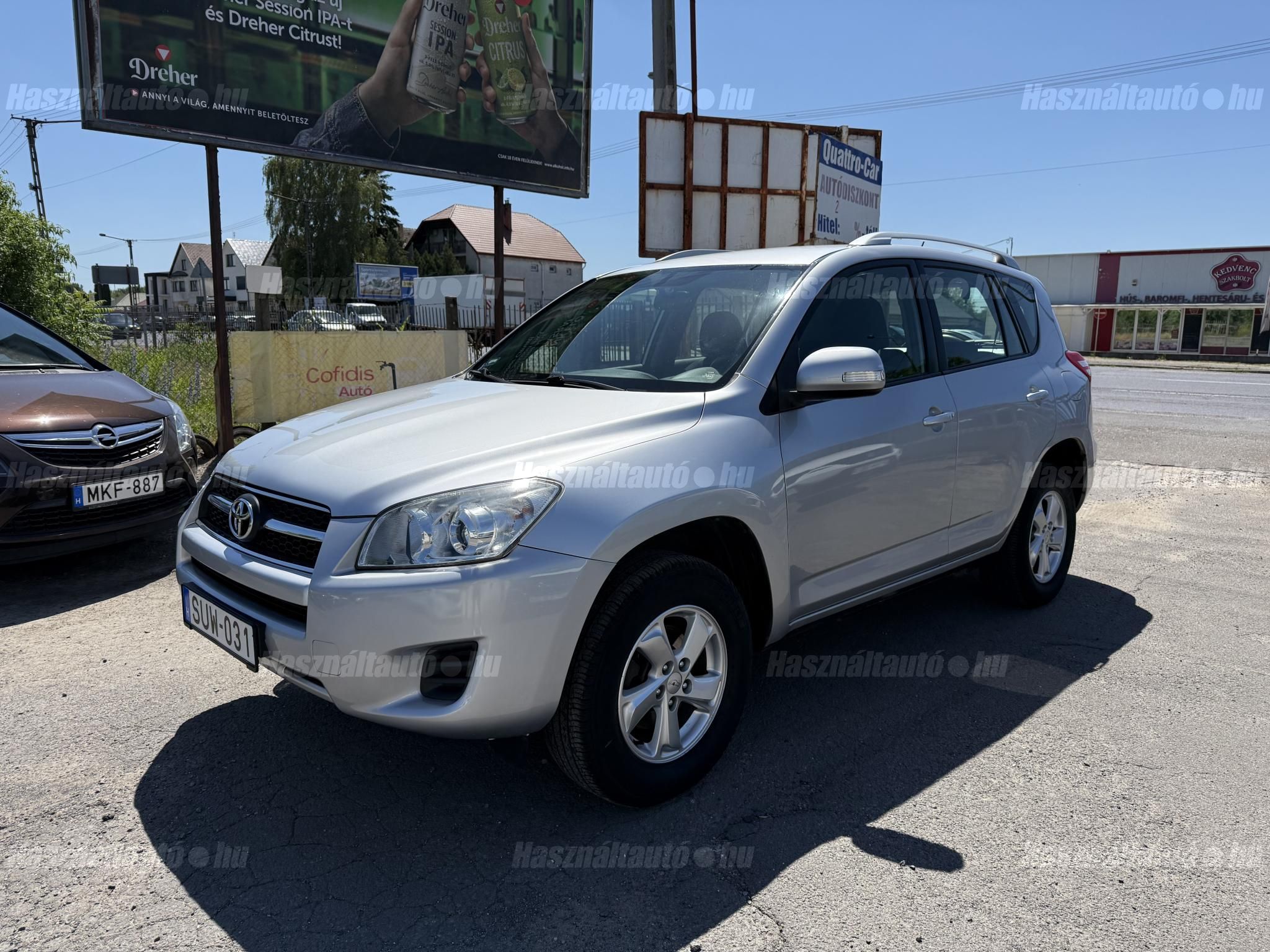 TOYOTA RAV 4 2009/10 - 1