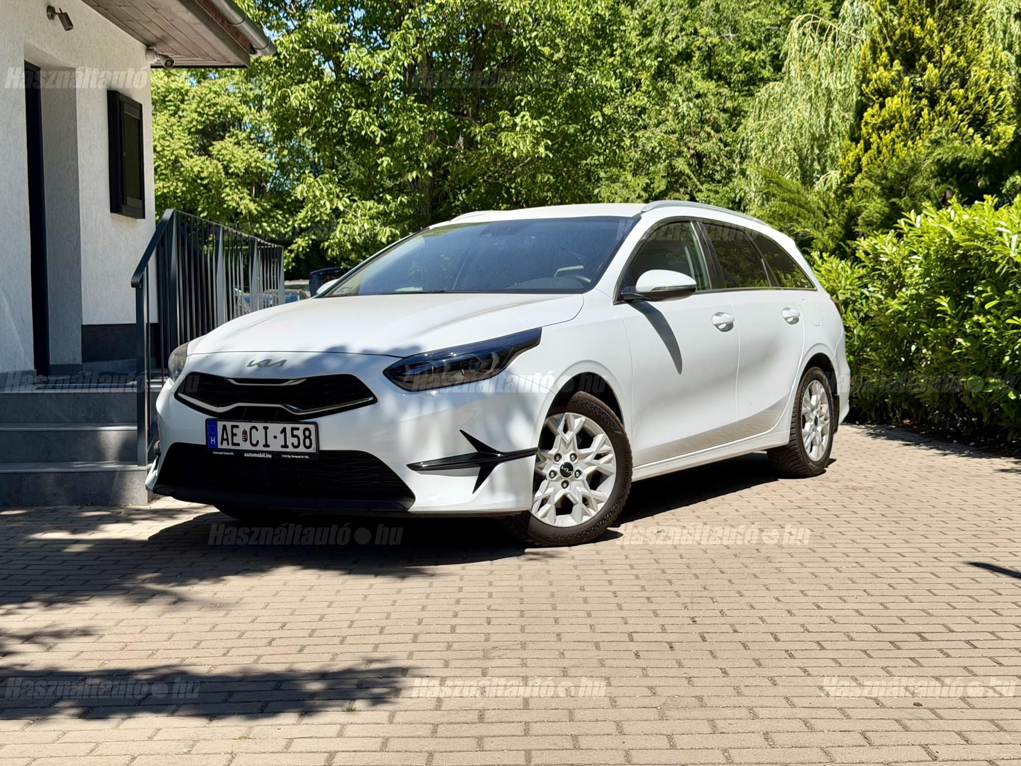 KIA CEE'D 2023/7 - 1
