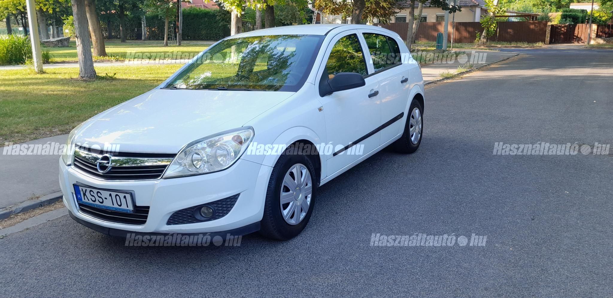 OPEL ASTRA H 2008 - 1