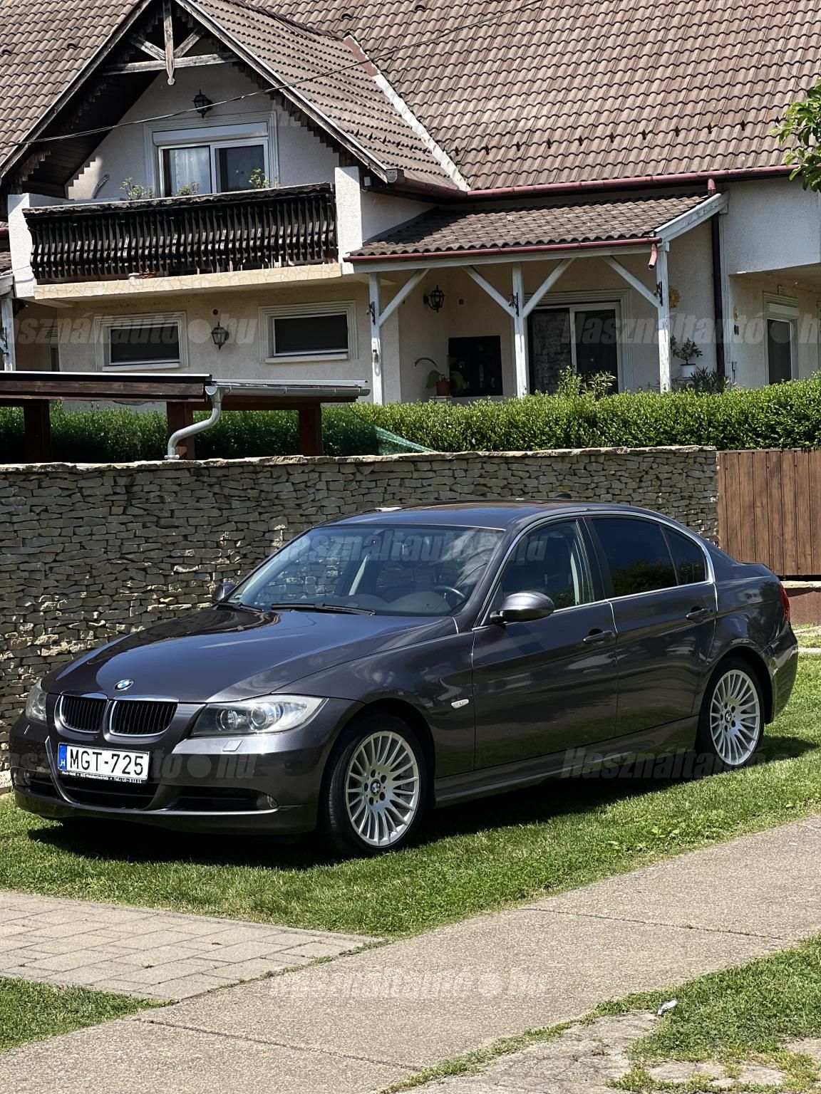 BMW 330 2005/8 - 1
