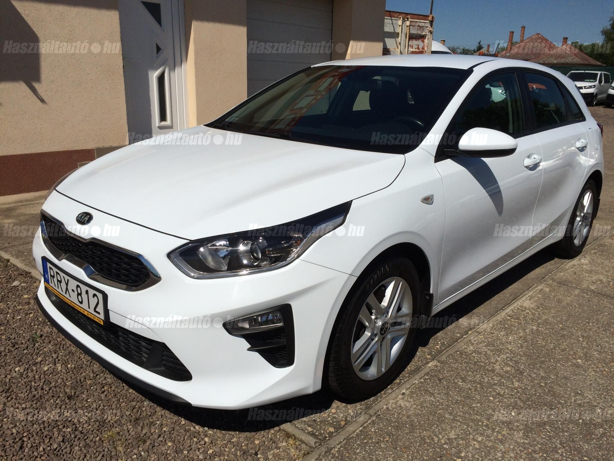 KIA CEE'D 2019/12 - 1