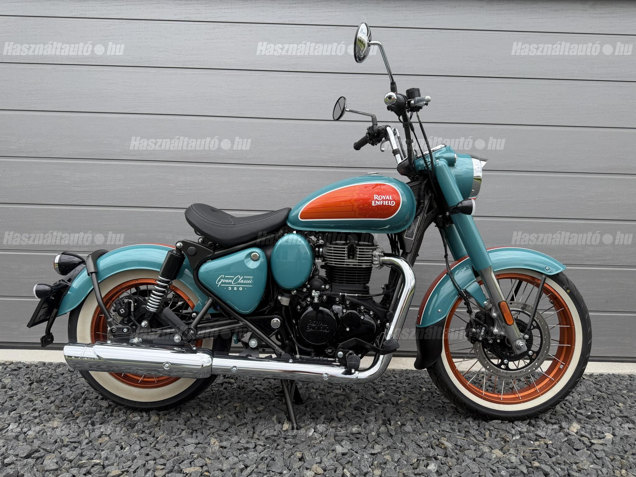 ROYAL ENFIELD CLASSIC 2025/11 - 1