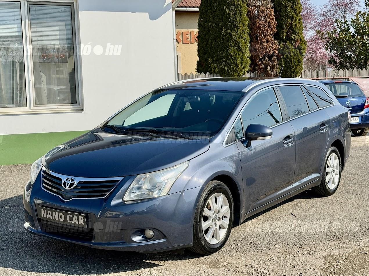 TOYOTA AVENSIS 2009/8 - 1