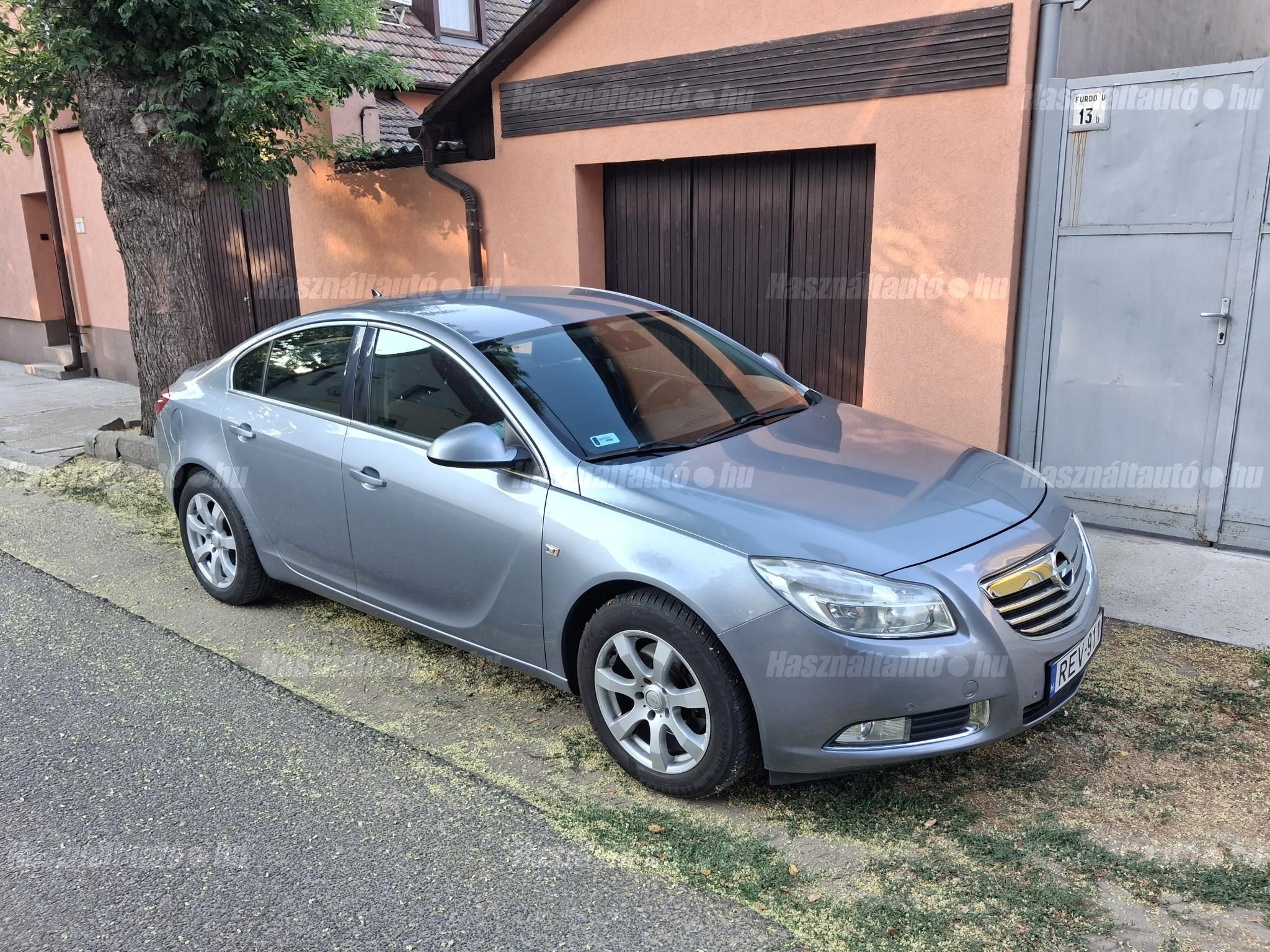 OPEL INSIGNIA 2009/1 - 1