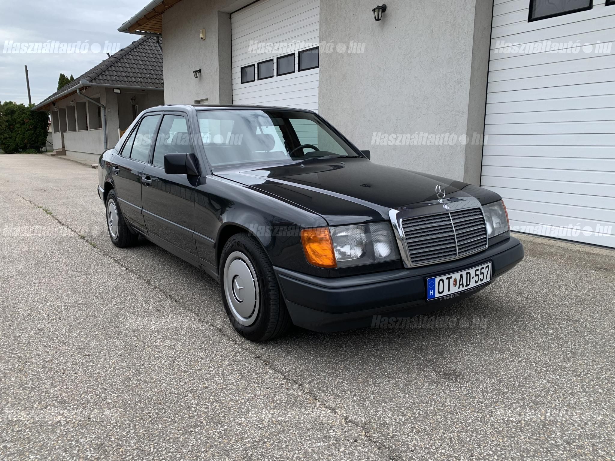 MERCEDES-BENZ W 124 1989/11 - 1