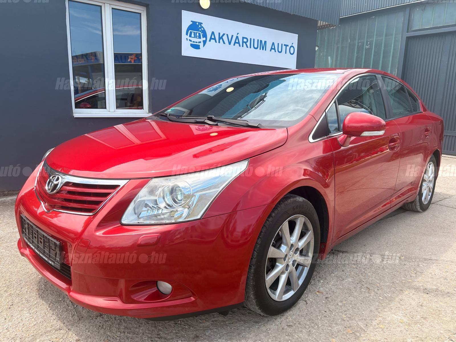 TOYOTA AVENSIS 2010/5 - 1