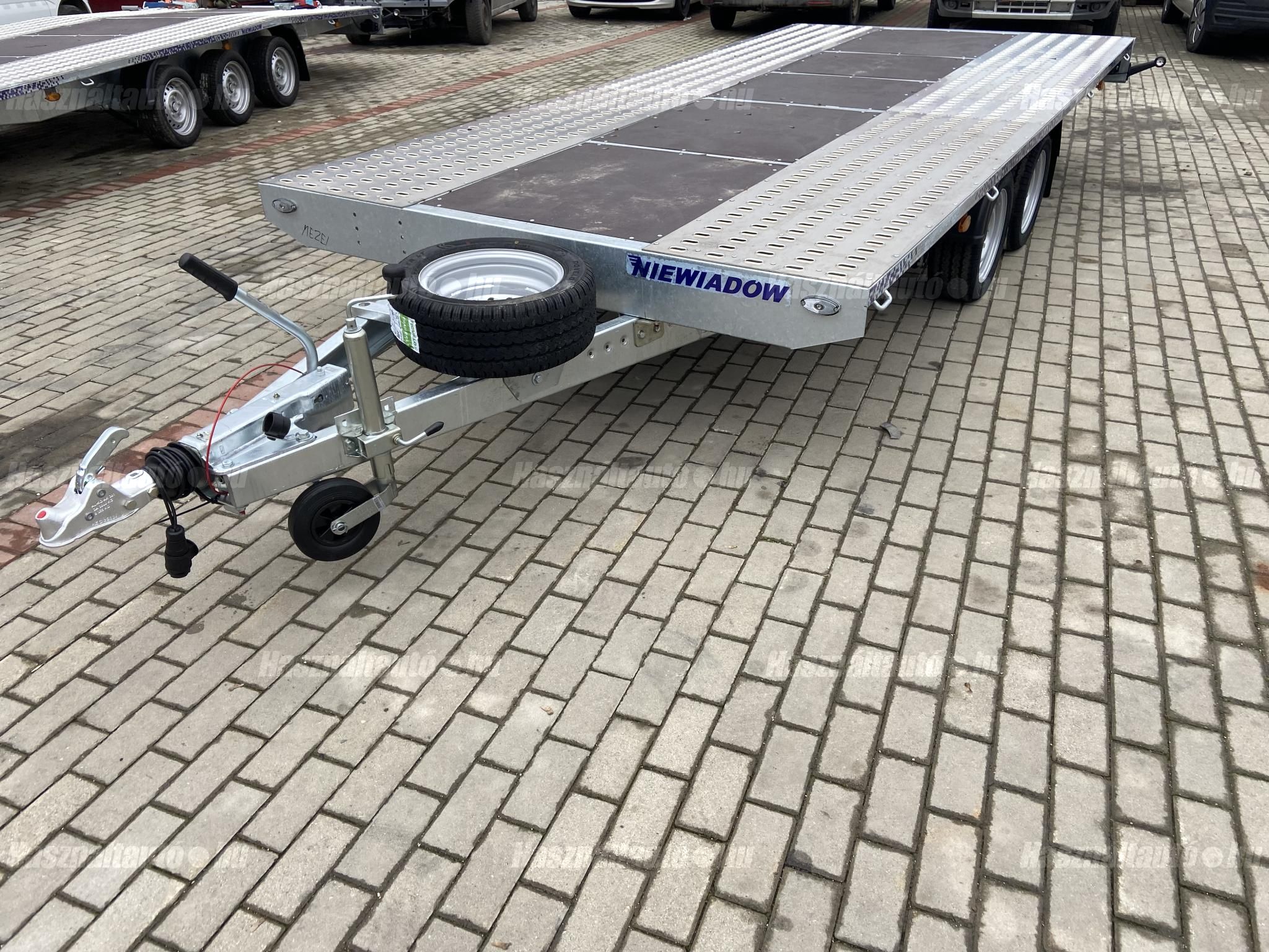 NIEWIADOW 2026 - 1