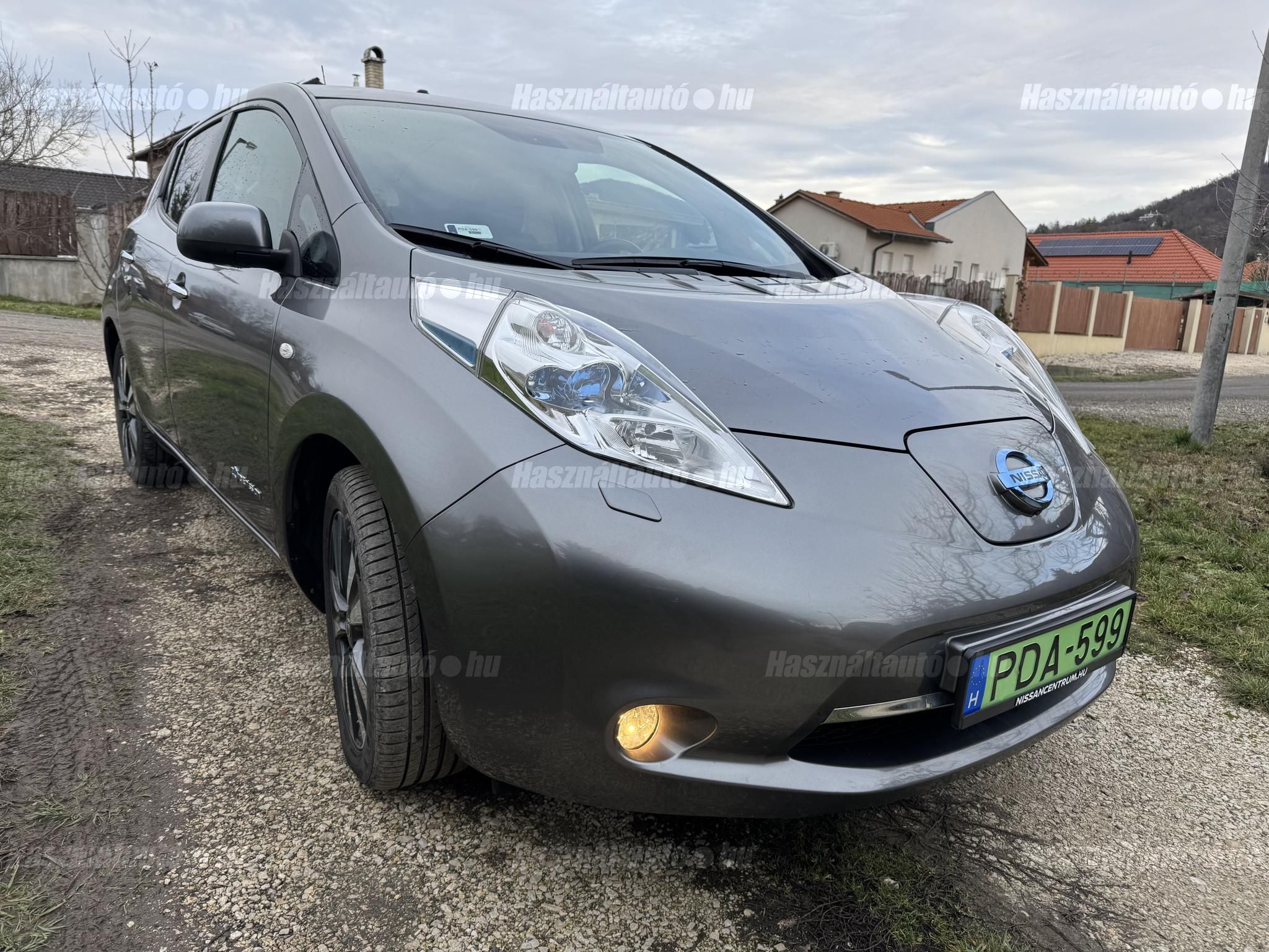 NISSAN LEAF 2017 - 1