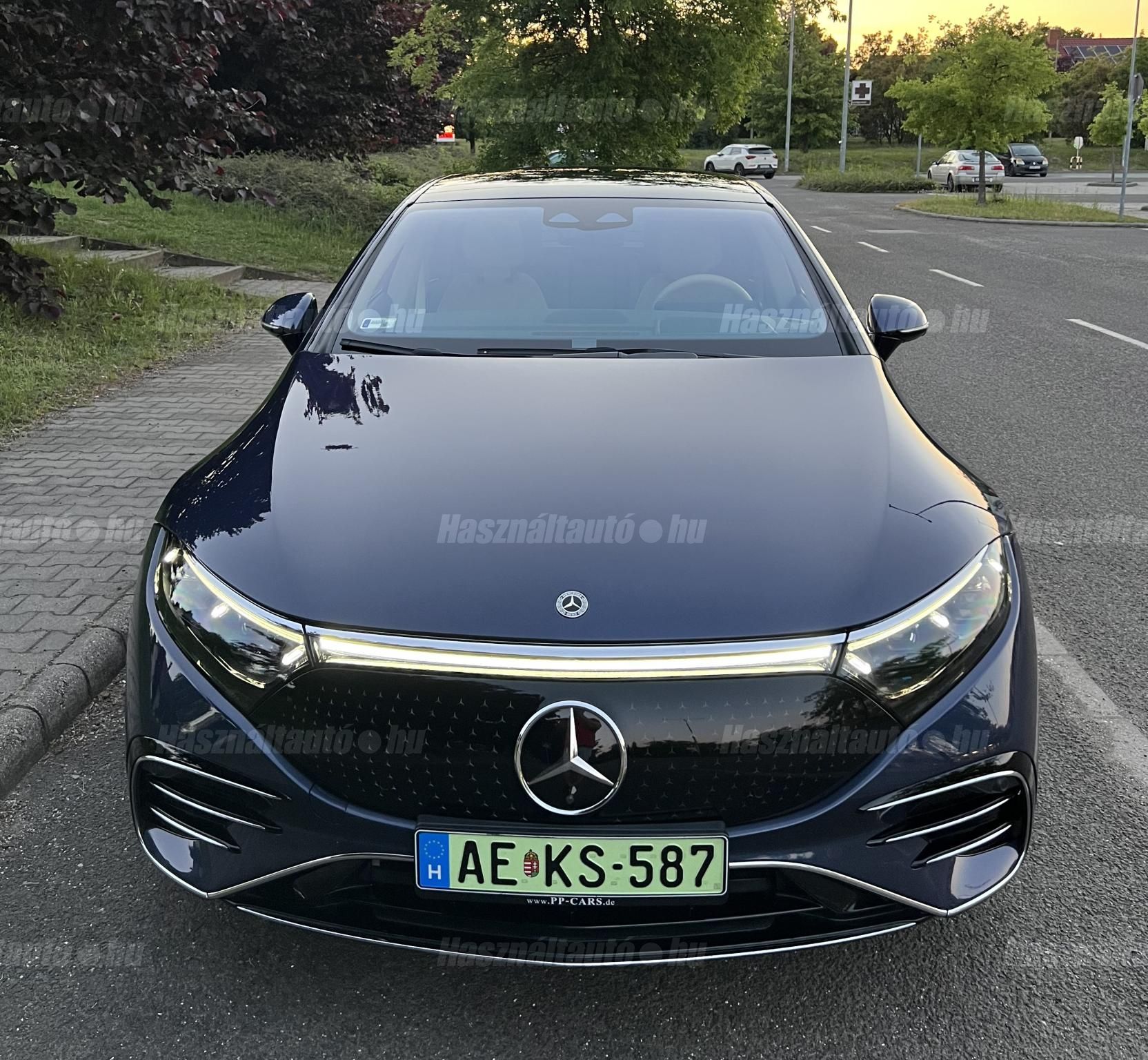 MERCEDES-BENZ EQS 2022/8 - 1